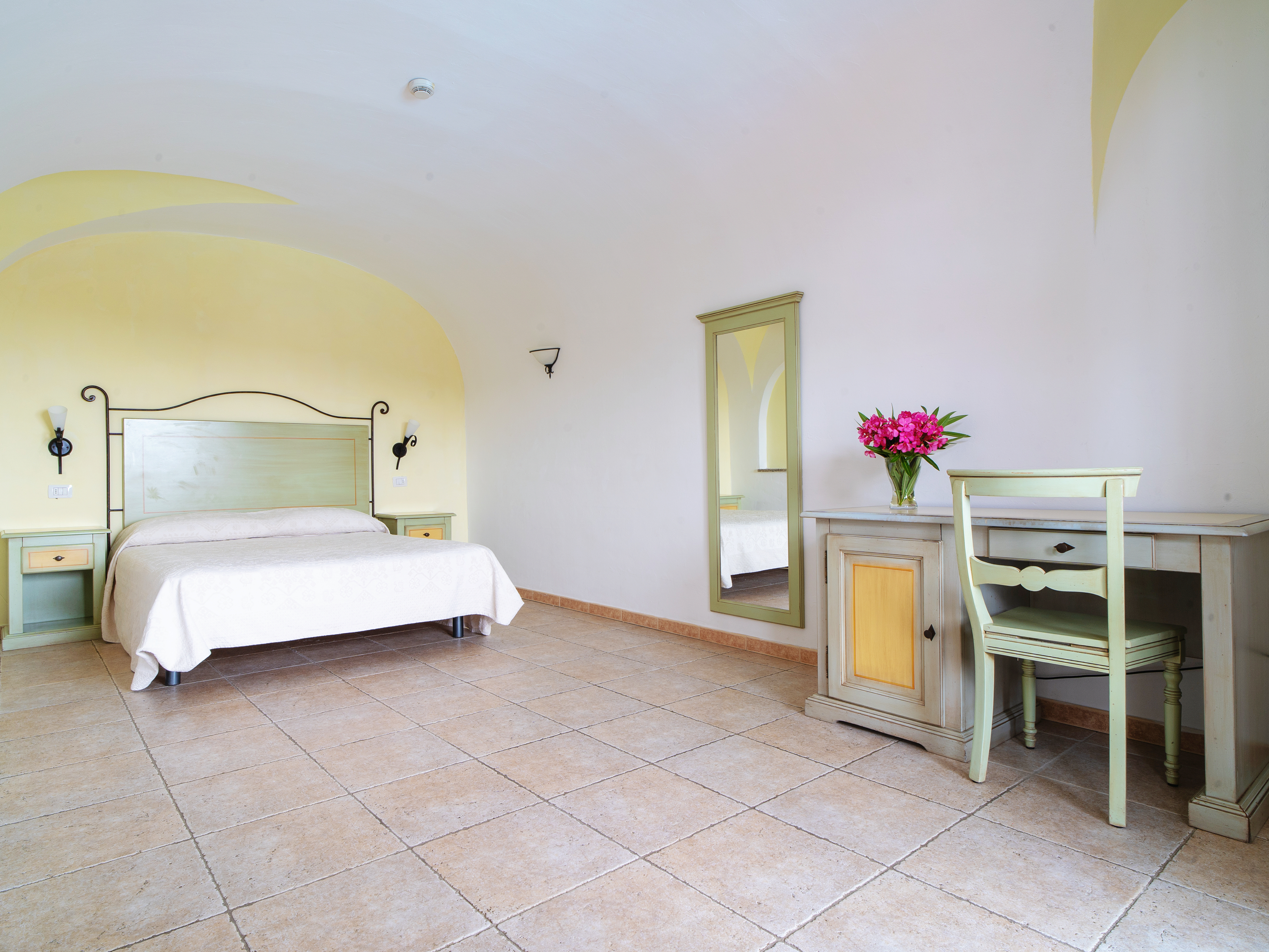 Quadruple Grand Deluxe