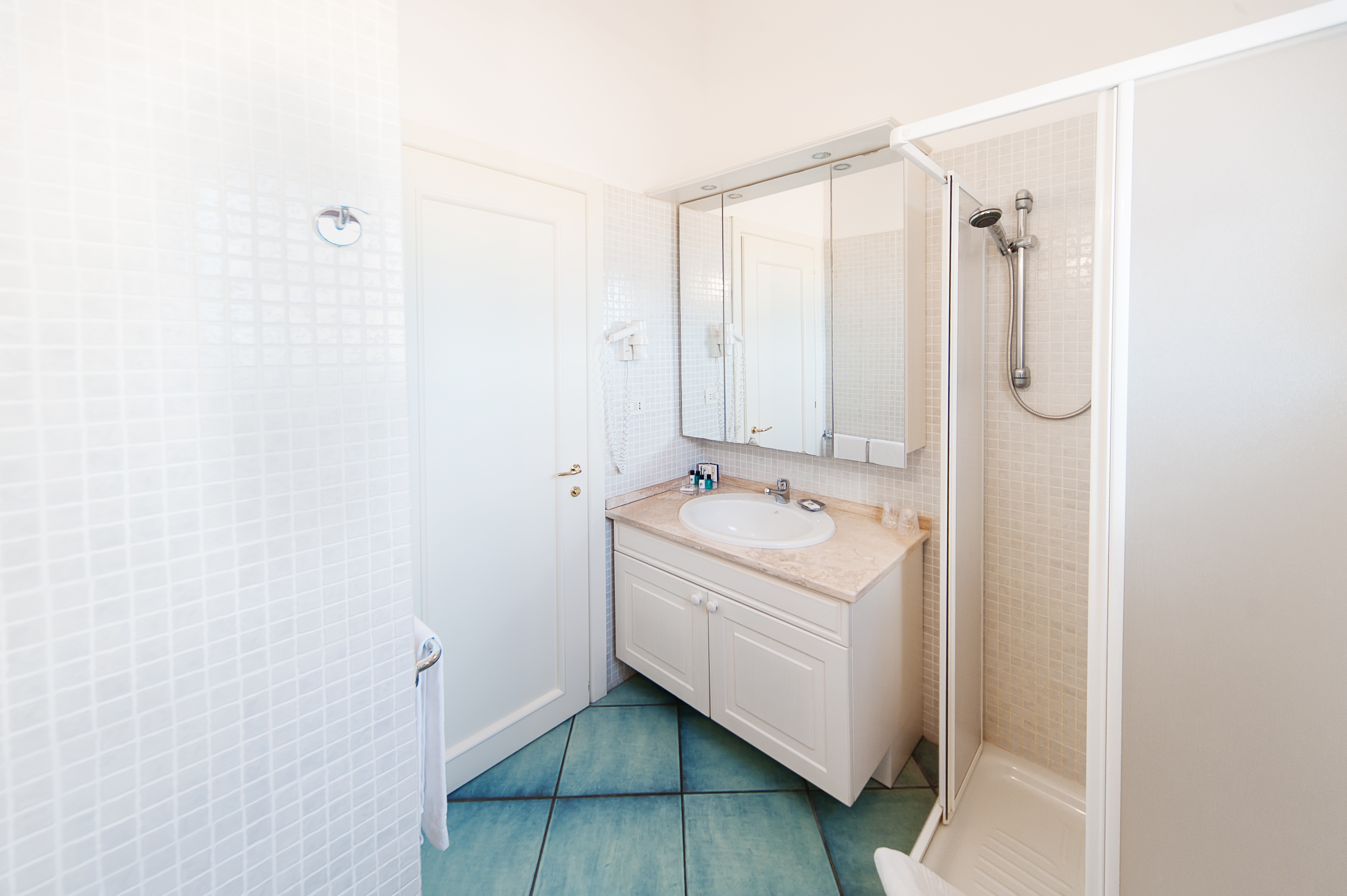 Double Single Superior