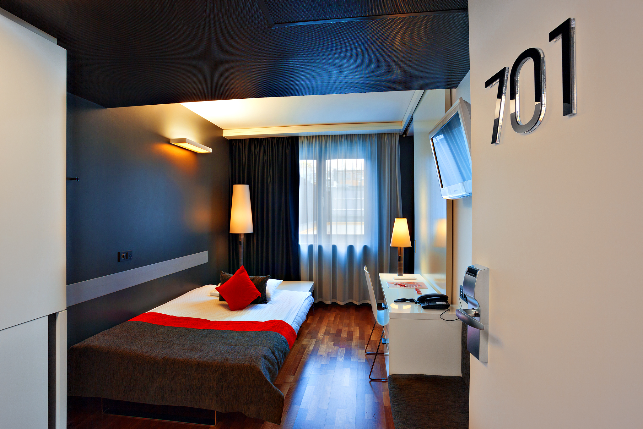 Suite Deluxe Queen Bed