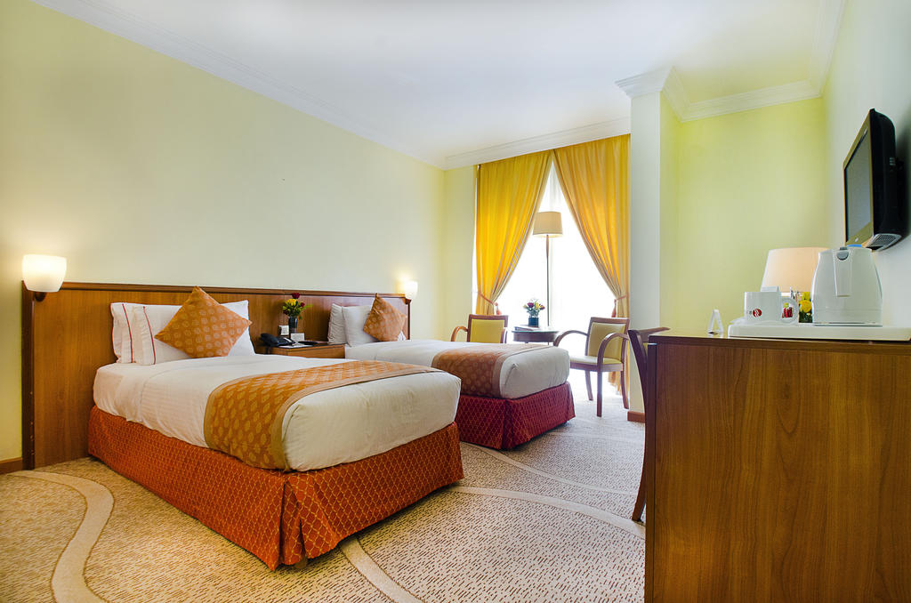 Double or Twin Standard