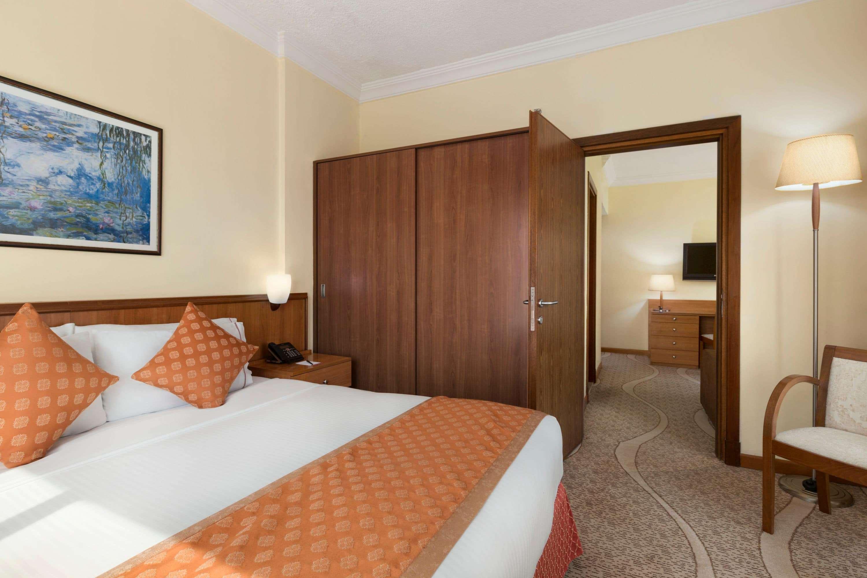 Junior Suite King Size Bed