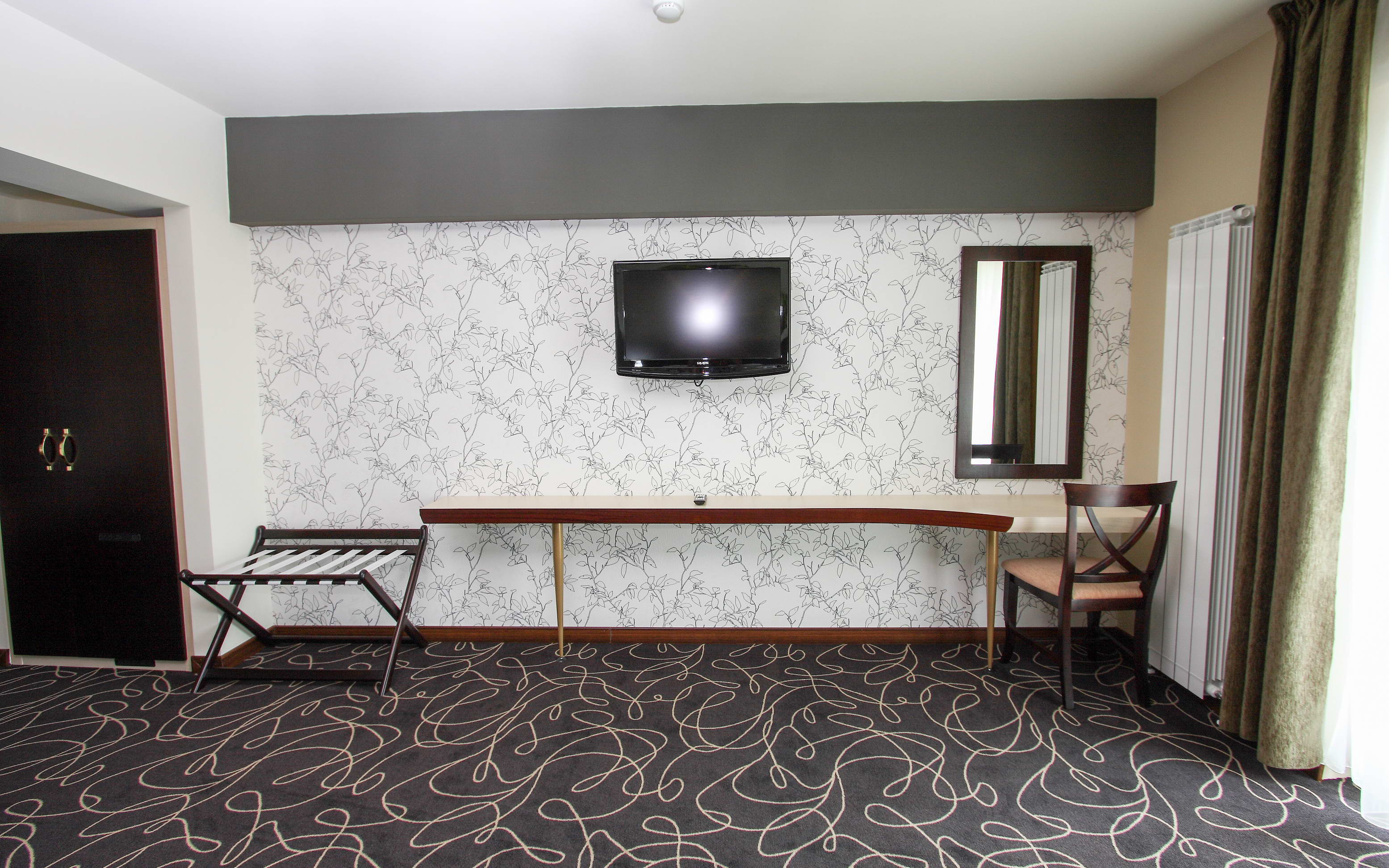 Junior Suite with Balcony