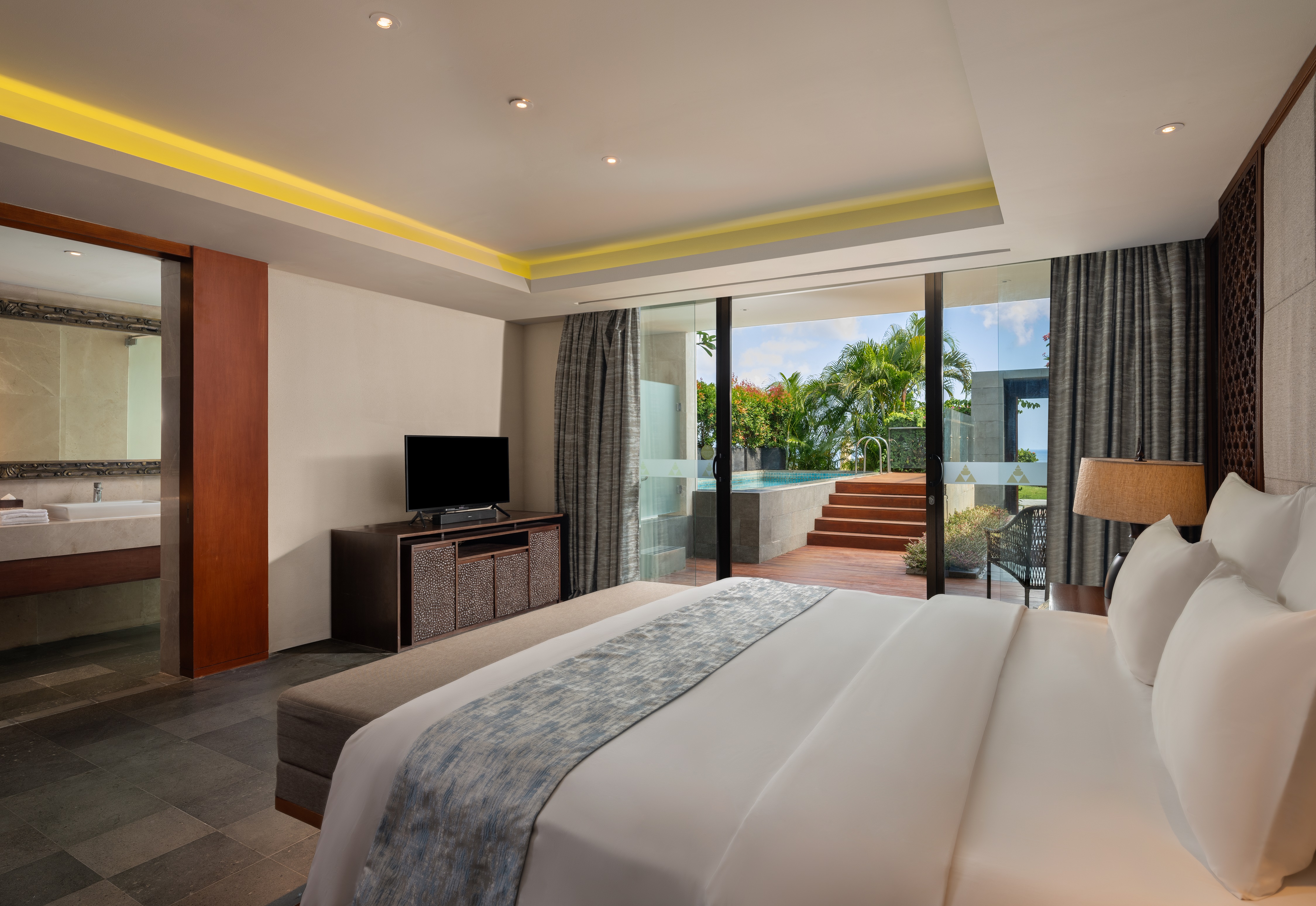 Villa Three Bedrooms with Views