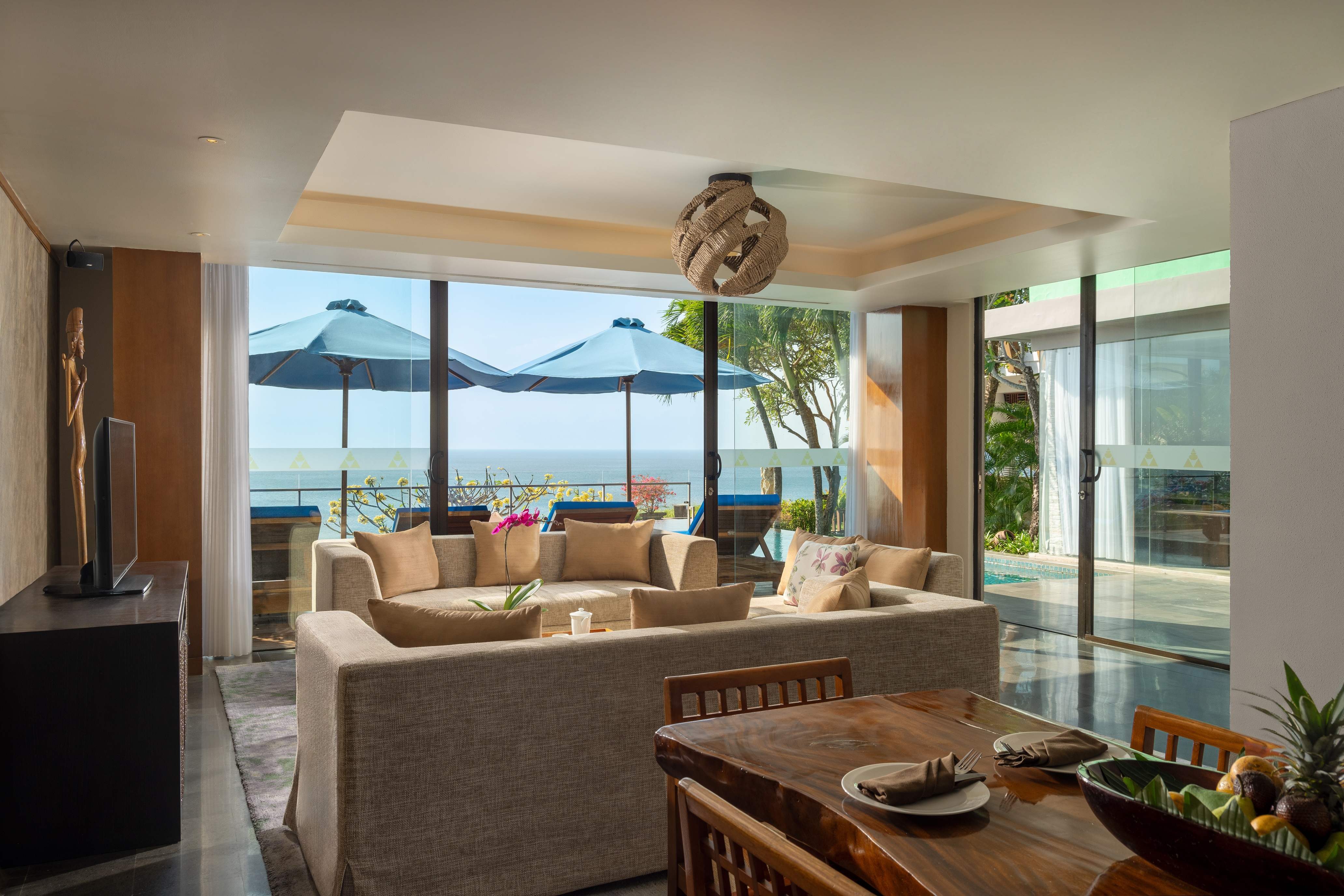 Villa Three Bedrooms with Views