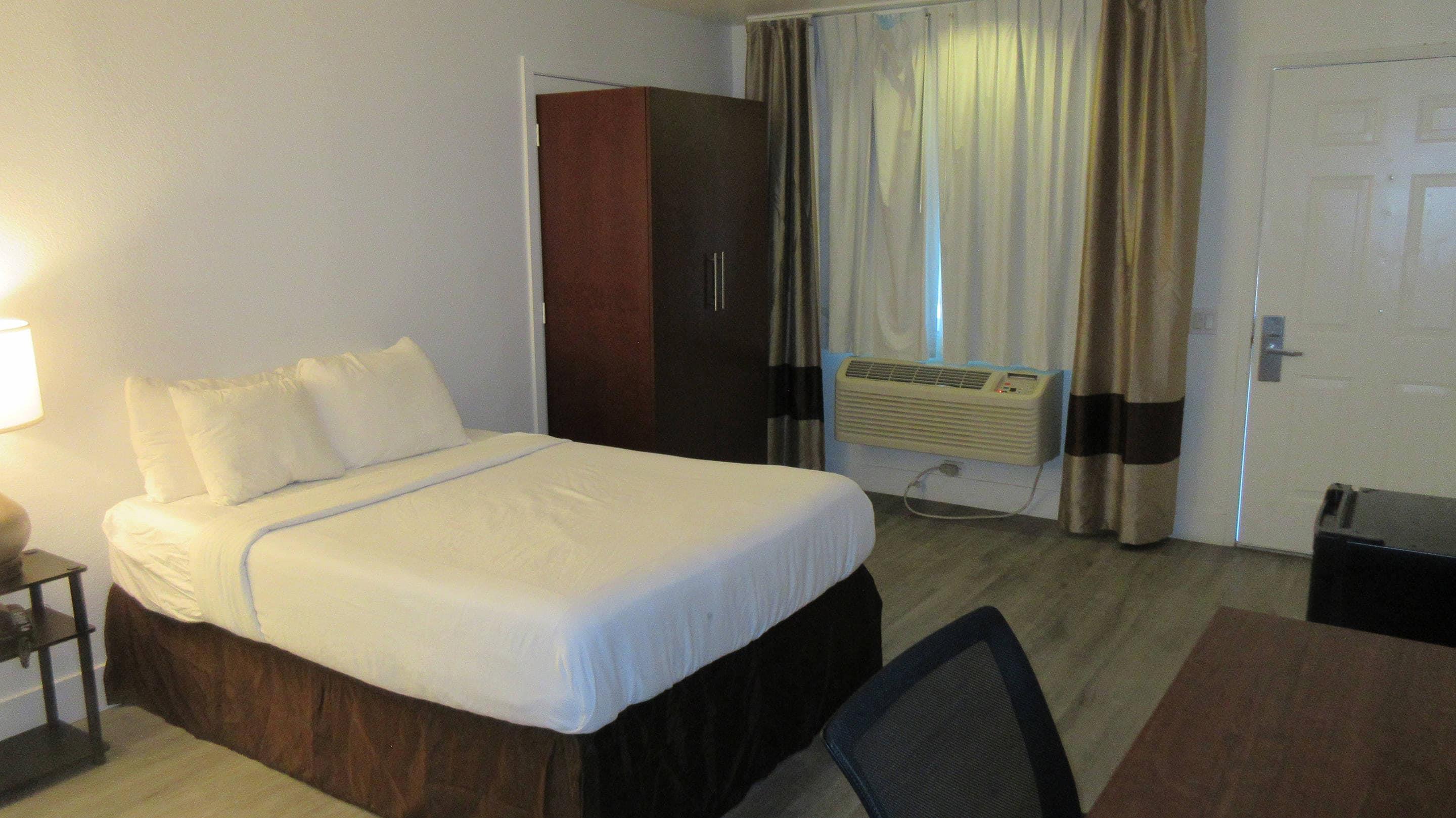 Double Queen Size Bed