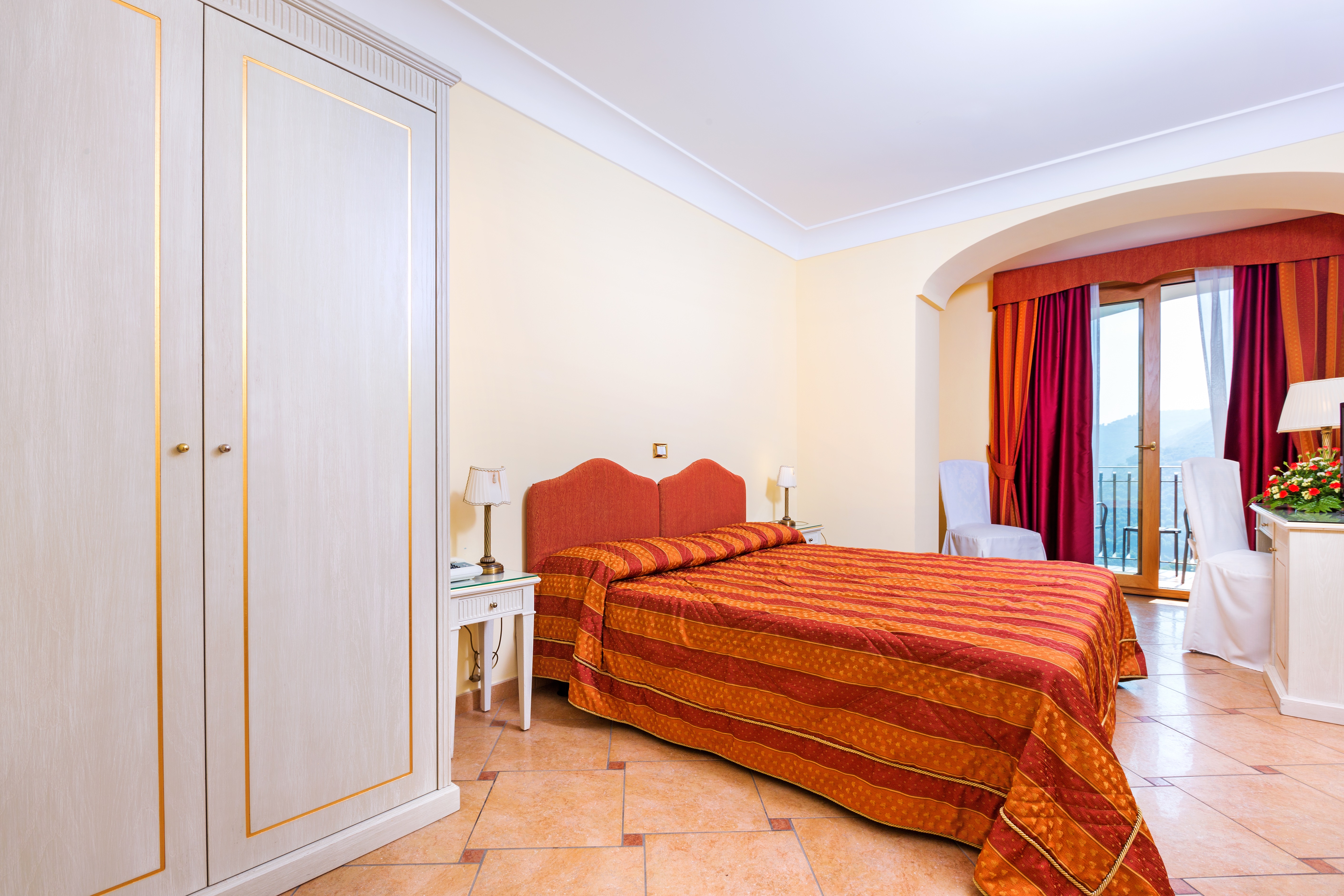 Double or Twin Side Sea View with Balcony