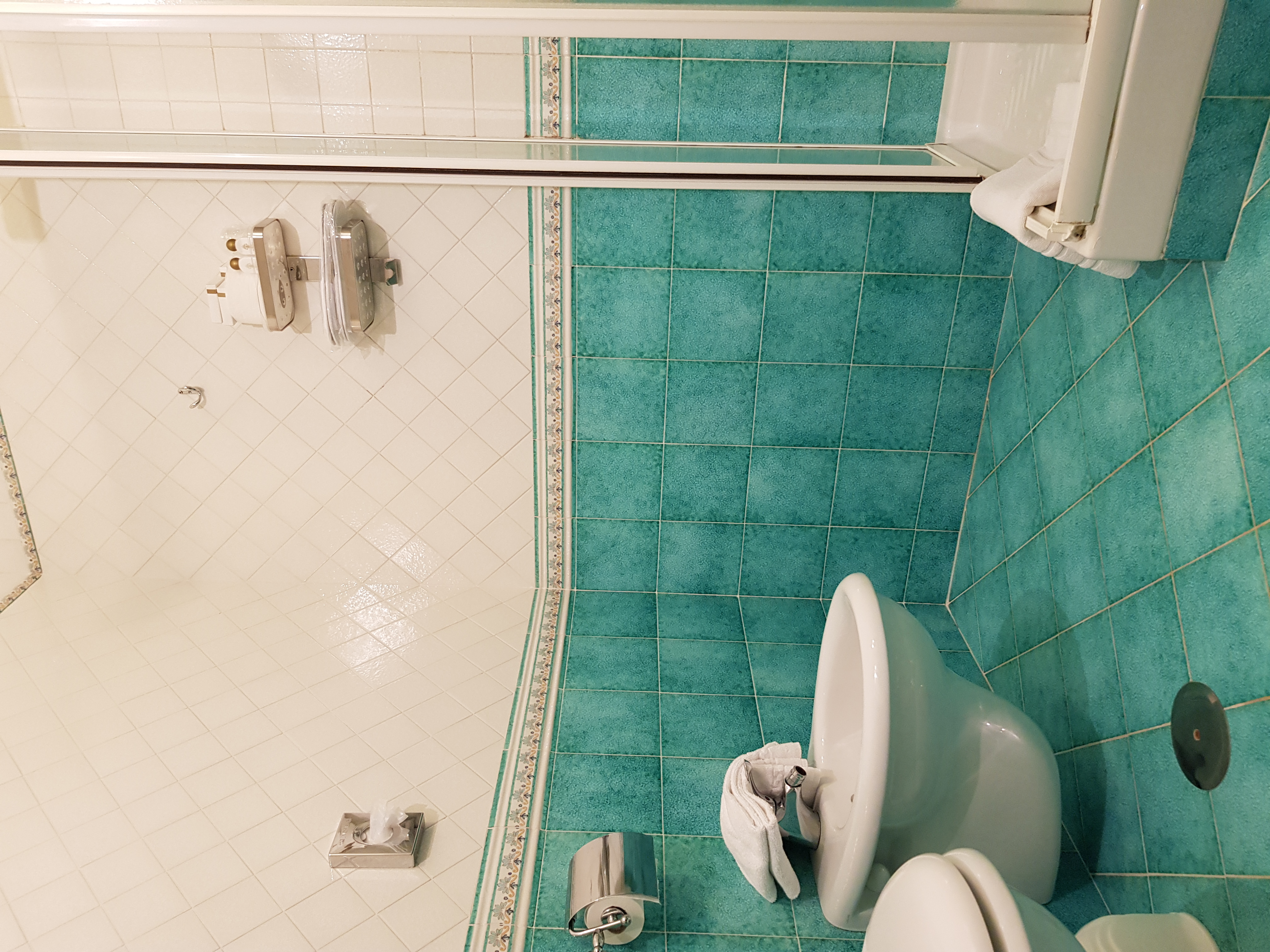 Double or Twin Side Sea View with Balcony