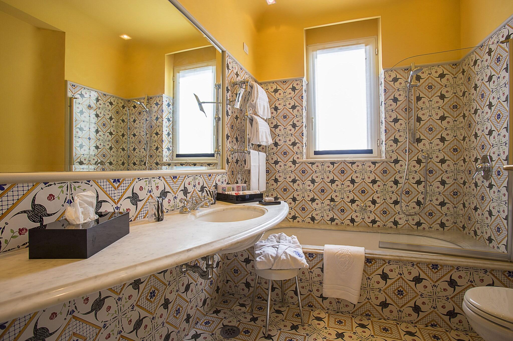 Junior Suite Sea View with Balcony