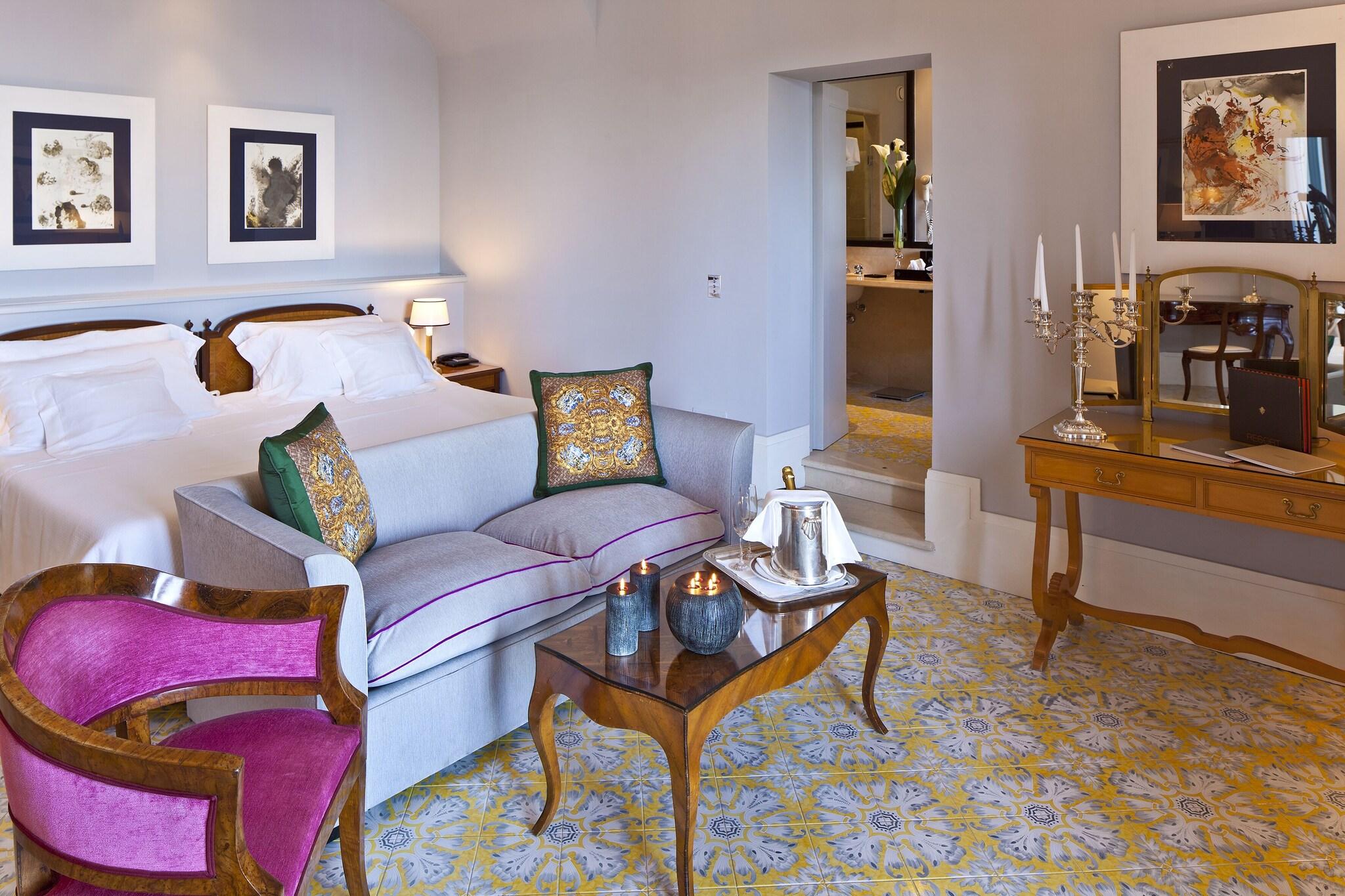 Double or Twin Deluxe Sea View with Balcony