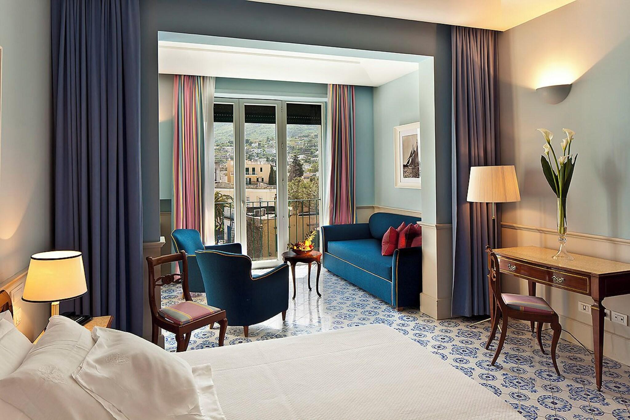 Junior Suite Sea View with Balcony