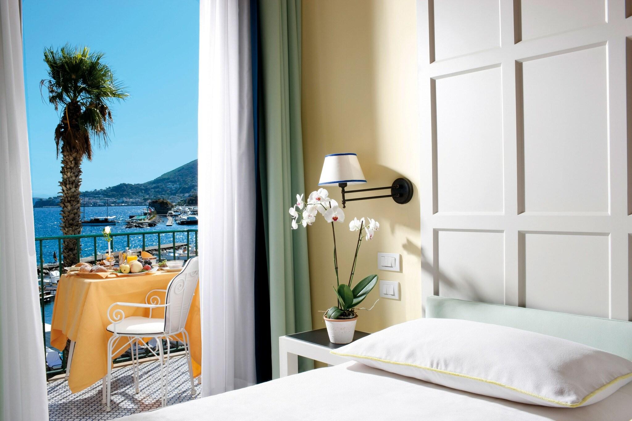 Single Superior Sea View