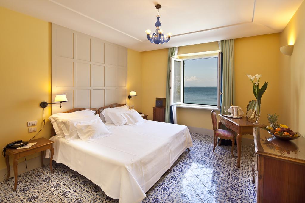 Double or Twin Sea View