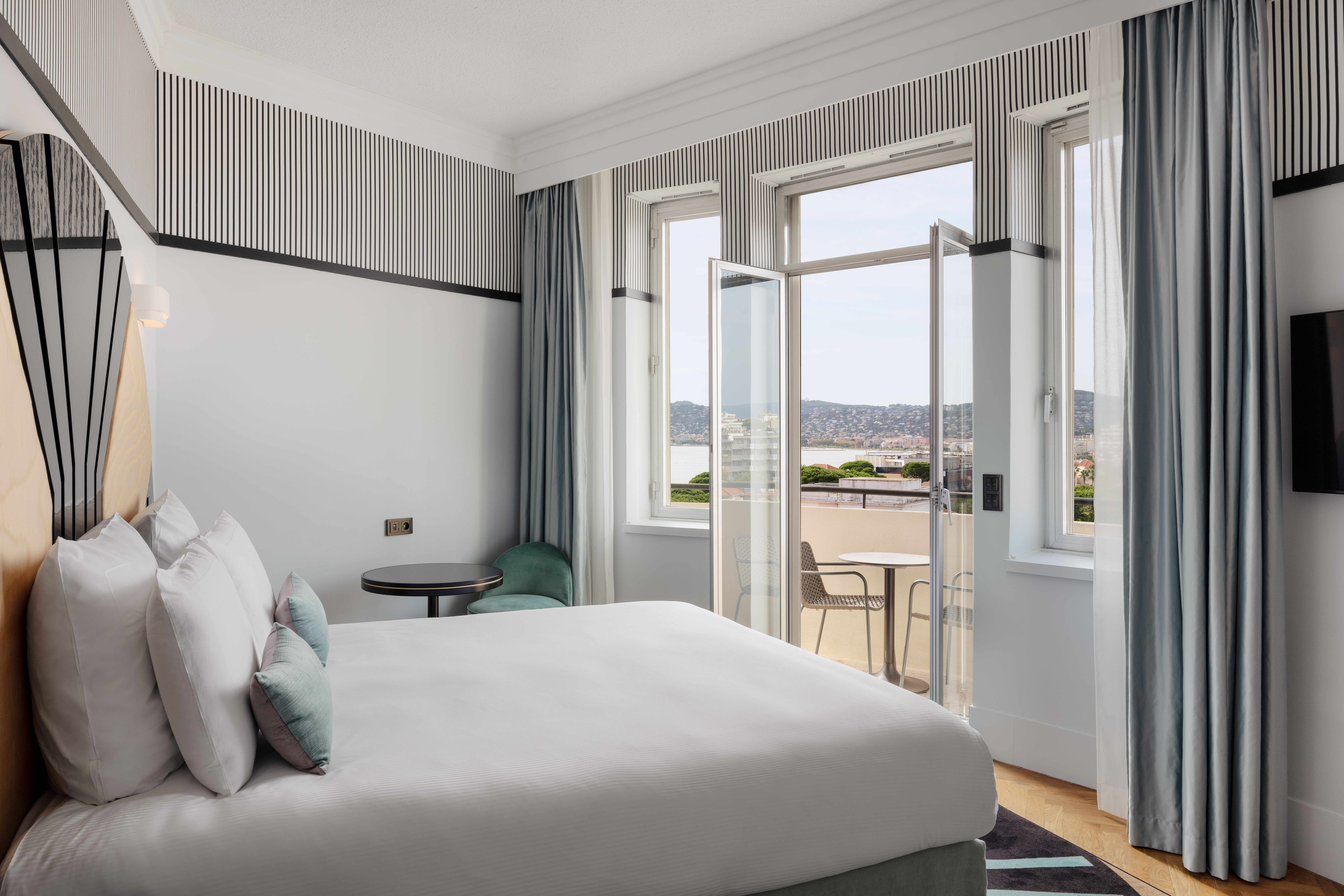 Double Superior Sea View