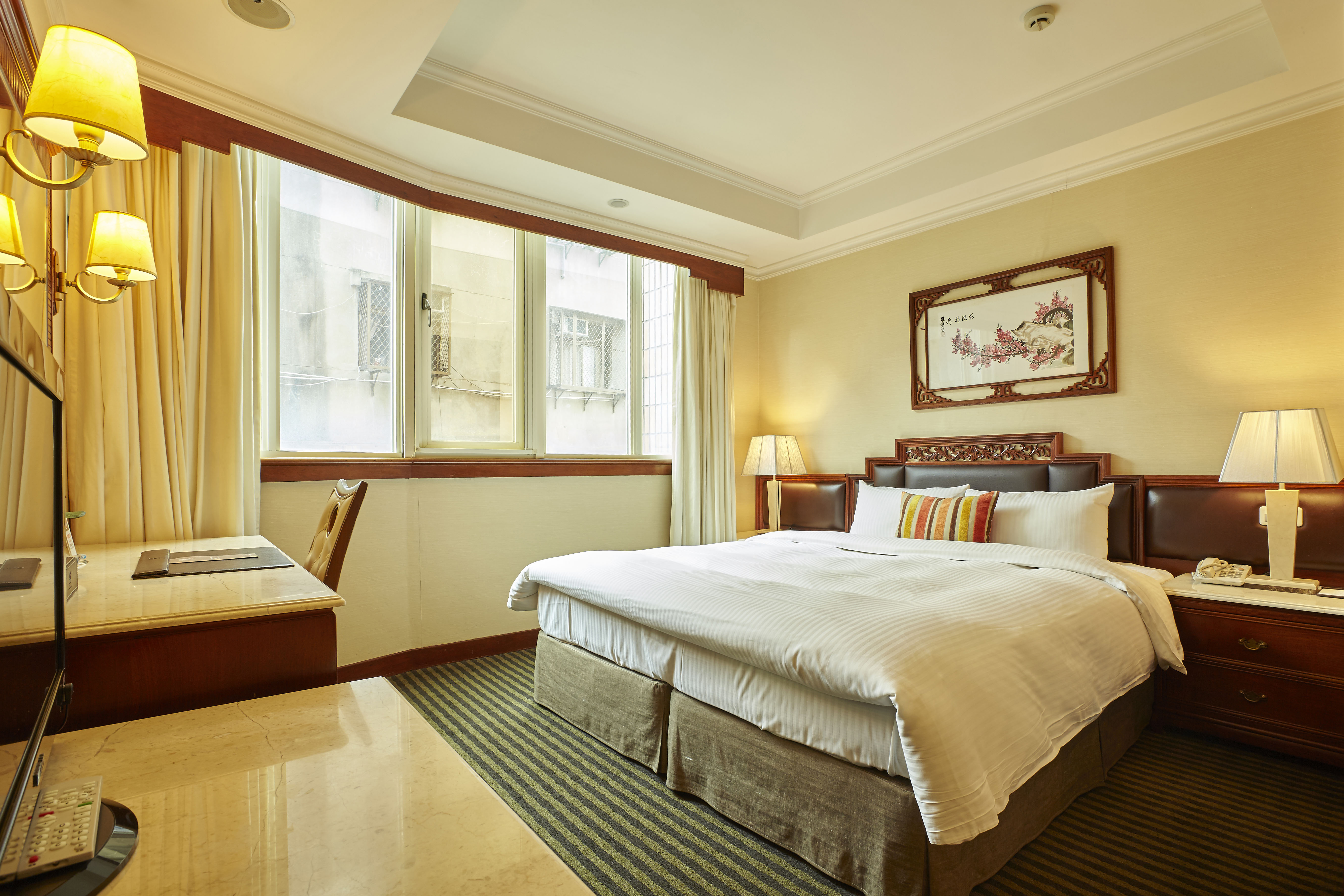 Double or Twin Standard