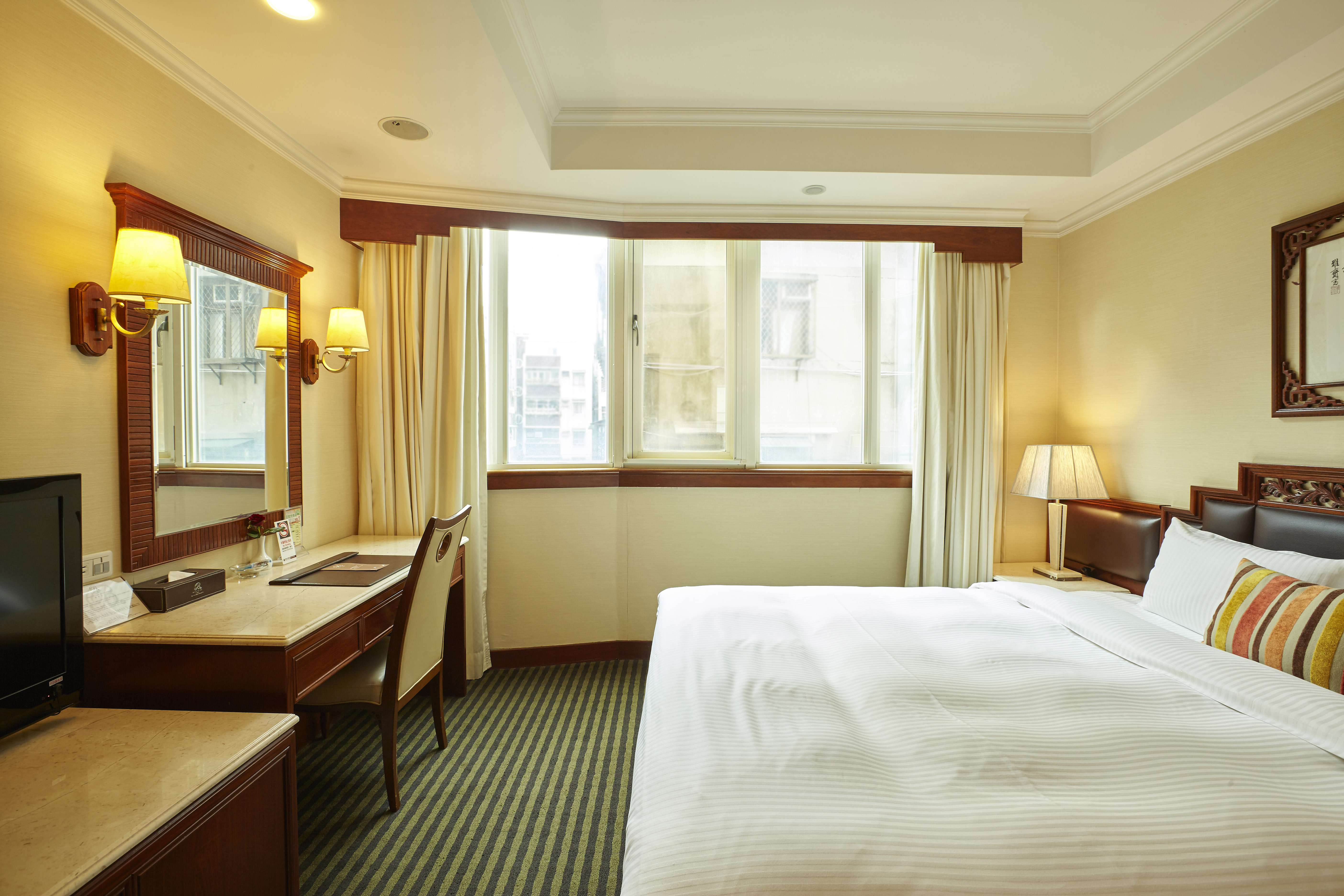 Double or Twin Standard