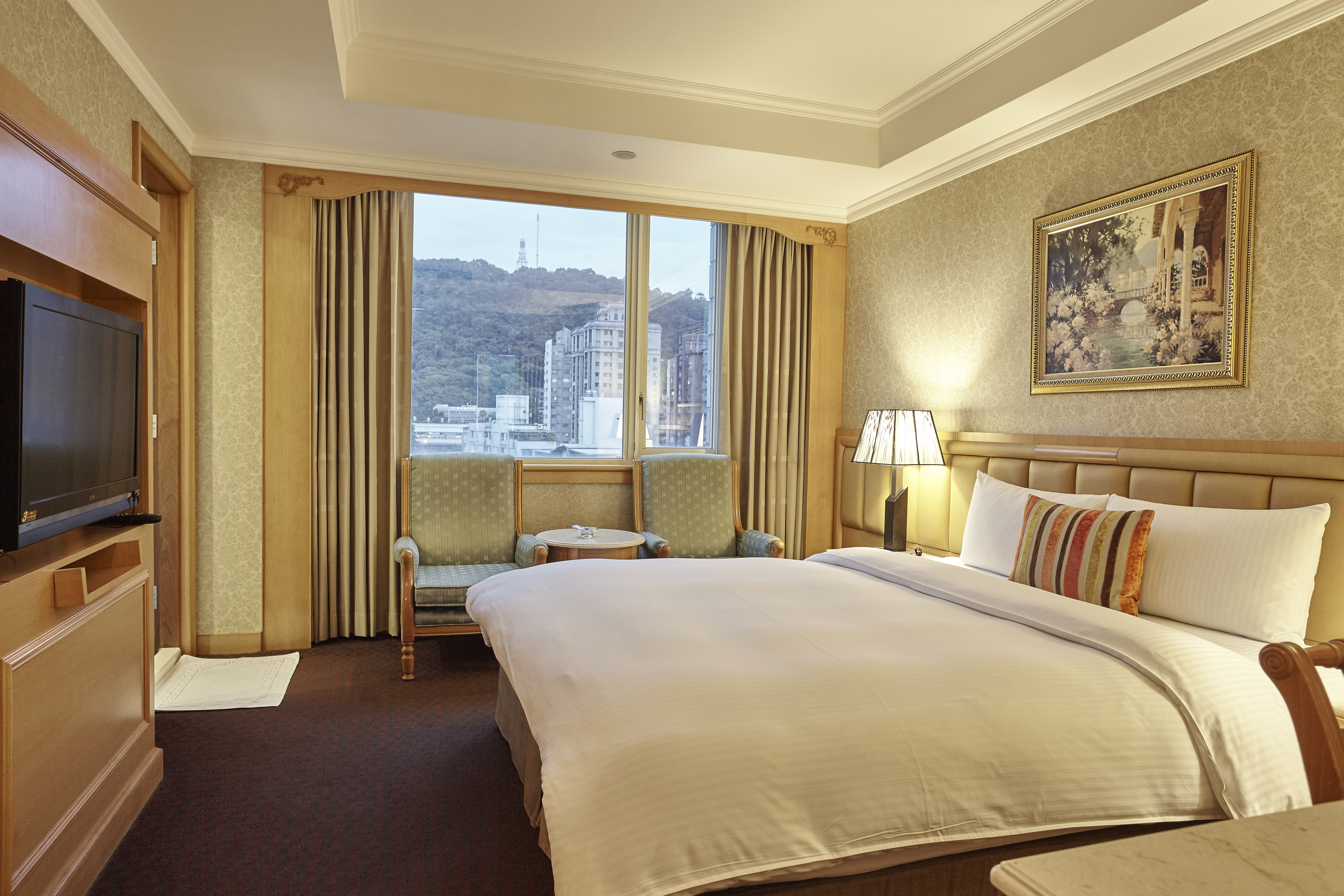 Double or Twin Standard