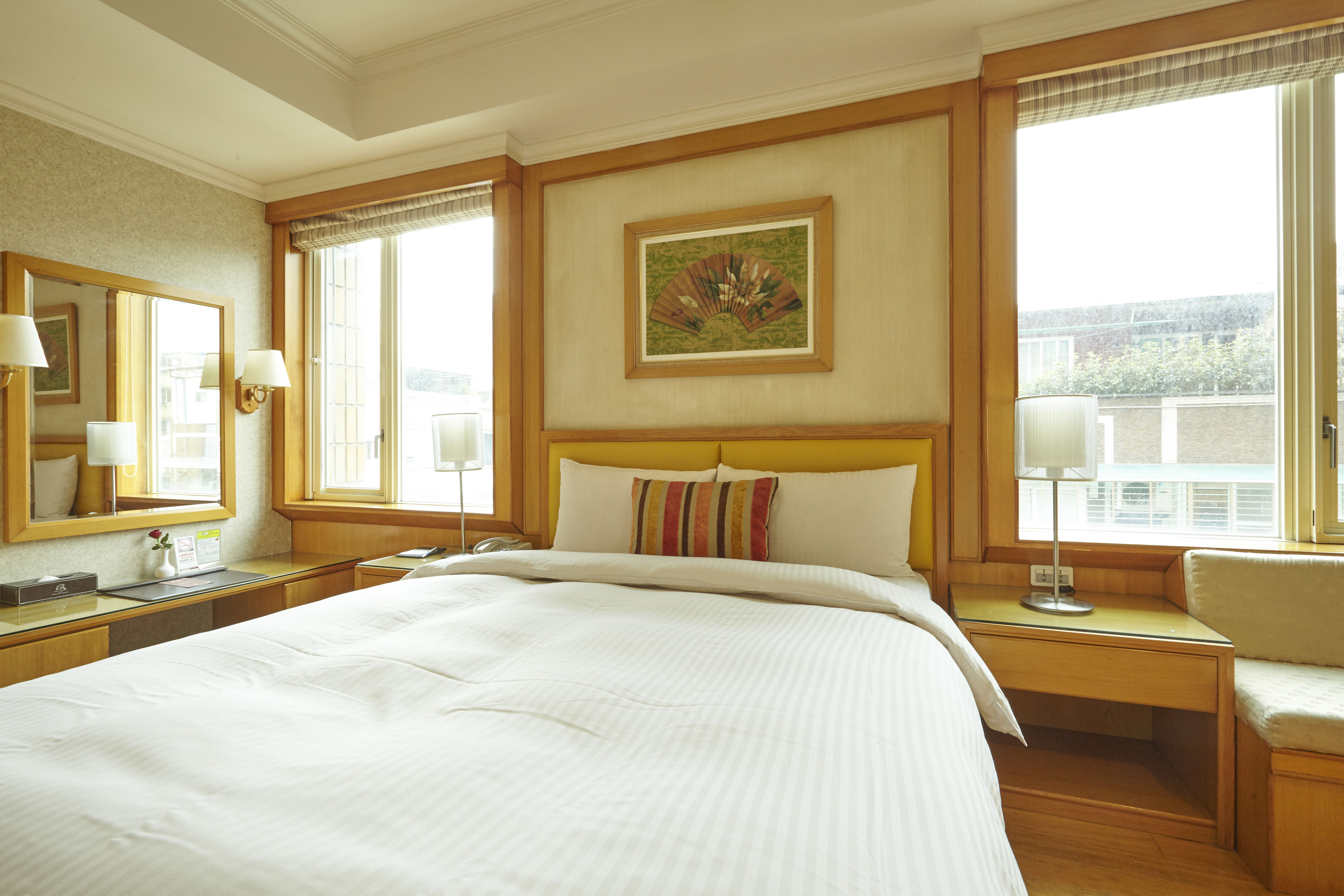 Double or Twin Standard