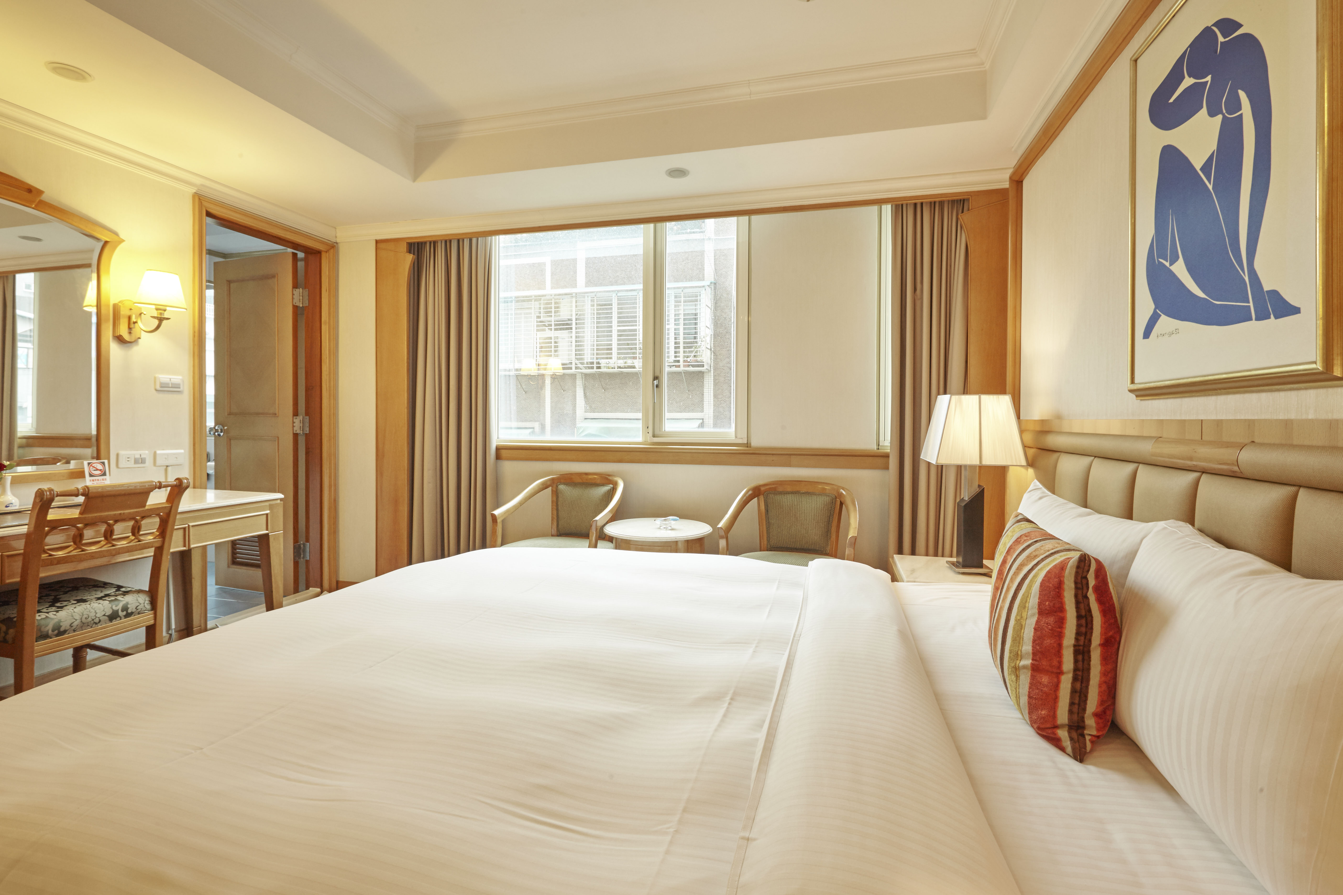 Double or Twin Standard