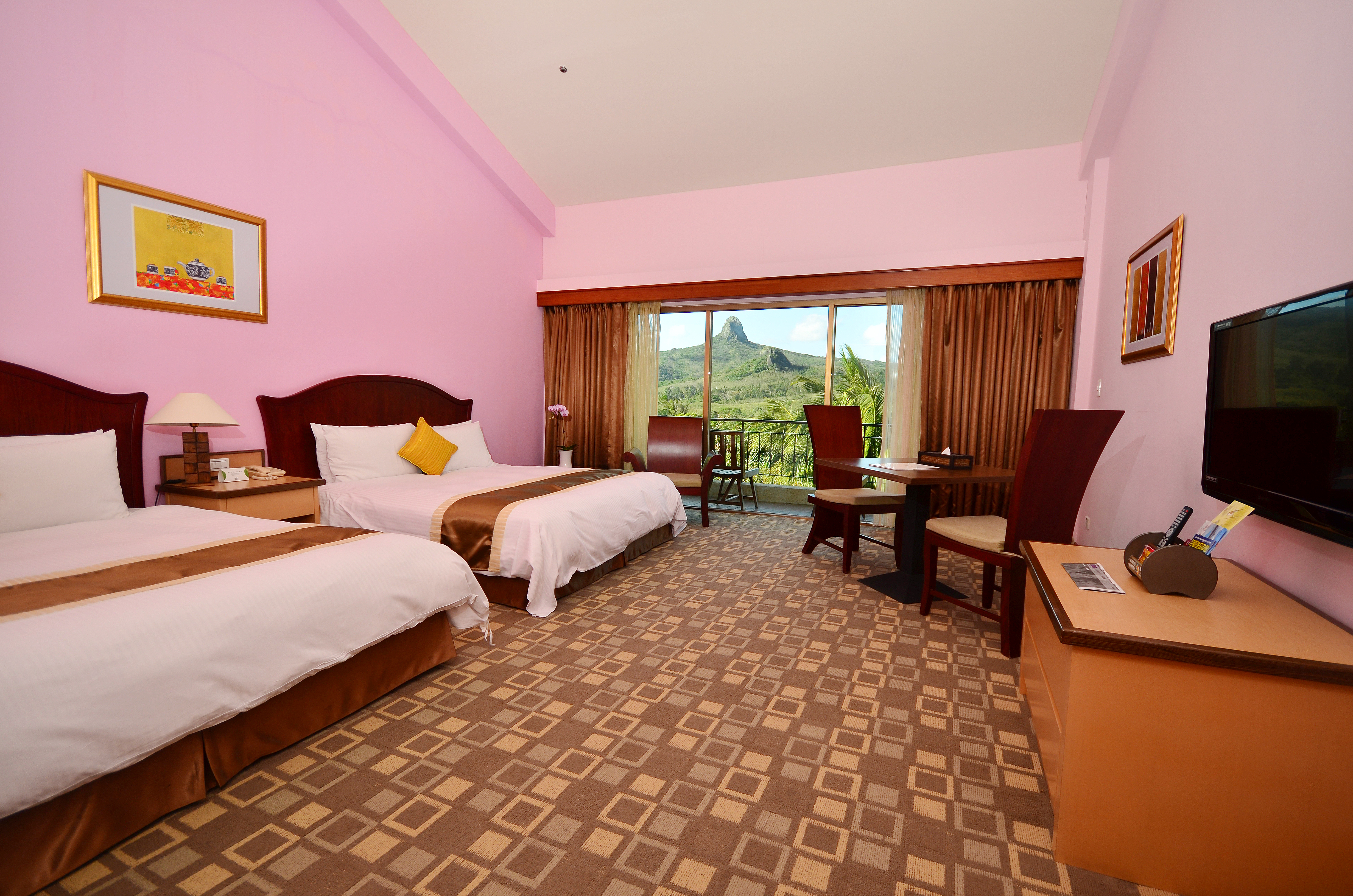 Twin Executive Mountain View