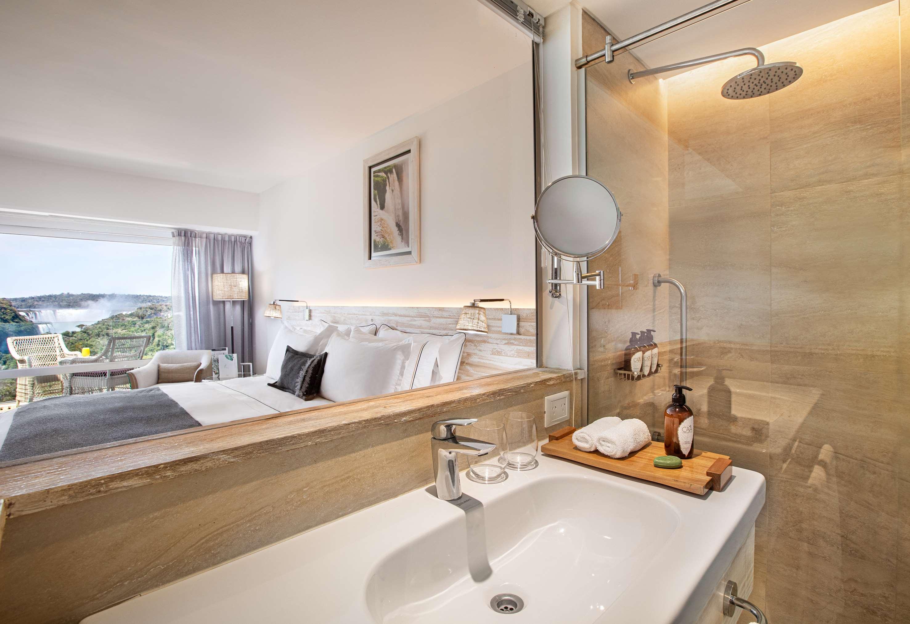 Room Deluxe King Bed