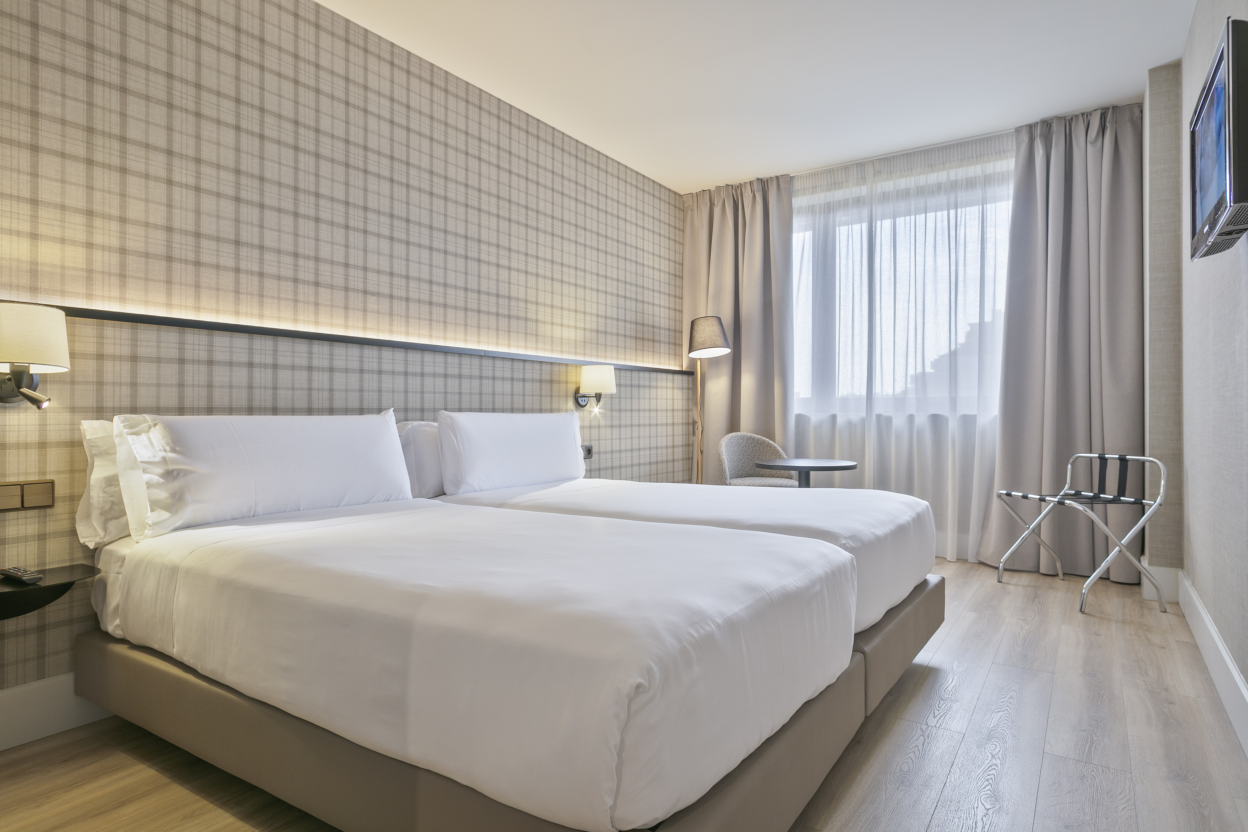 Double Single Superior