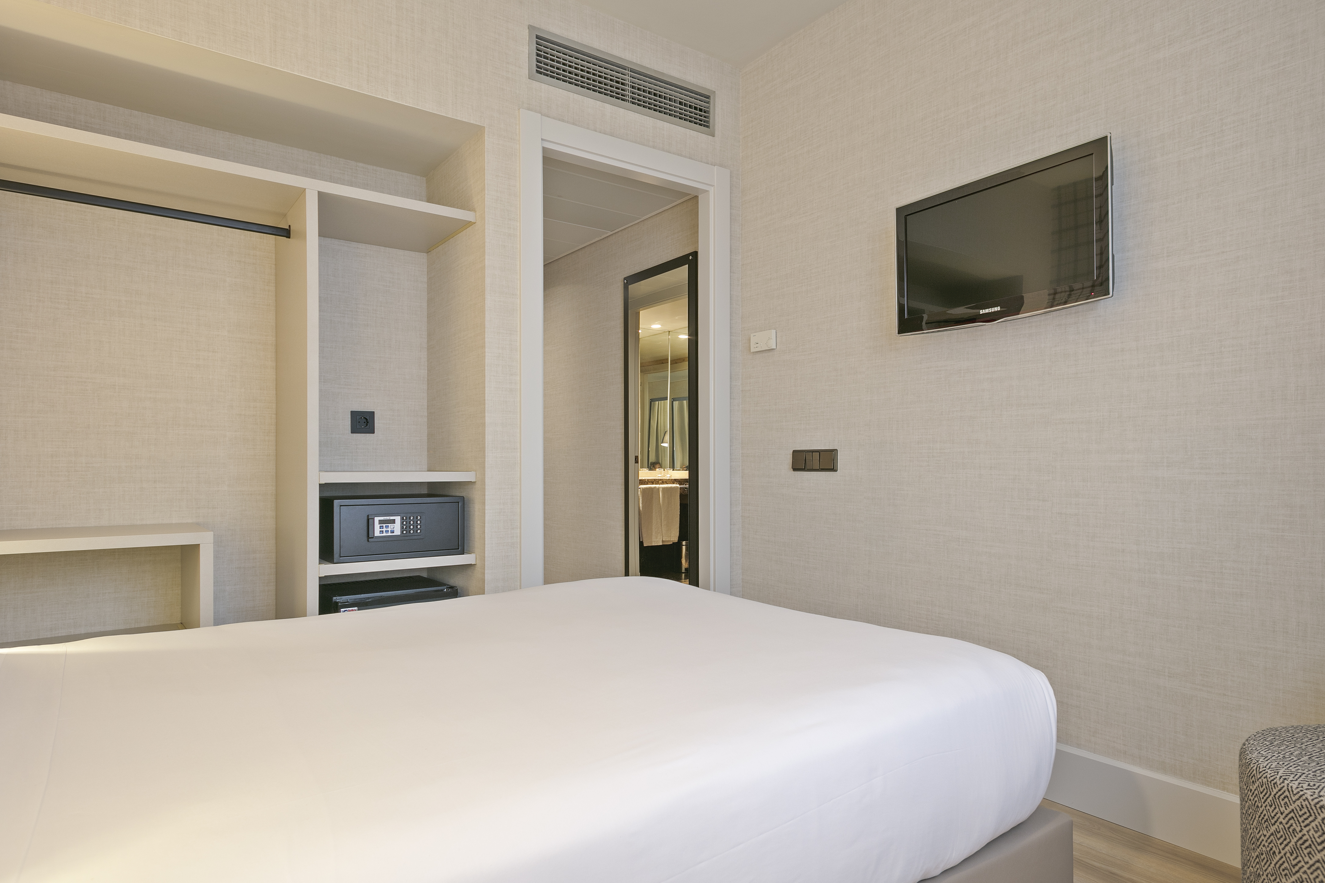 Double Single Economy