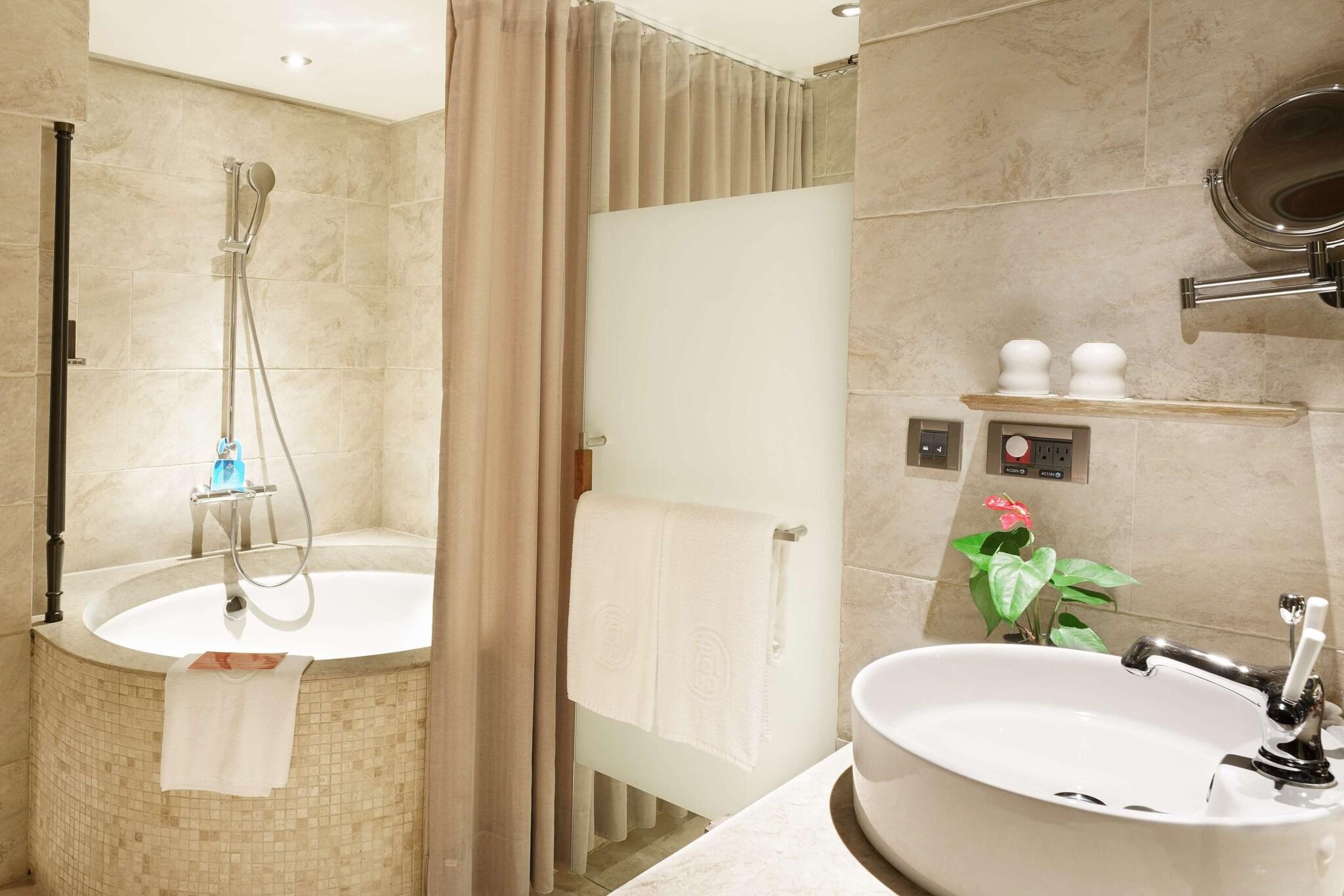 Room Superior with Double Bed