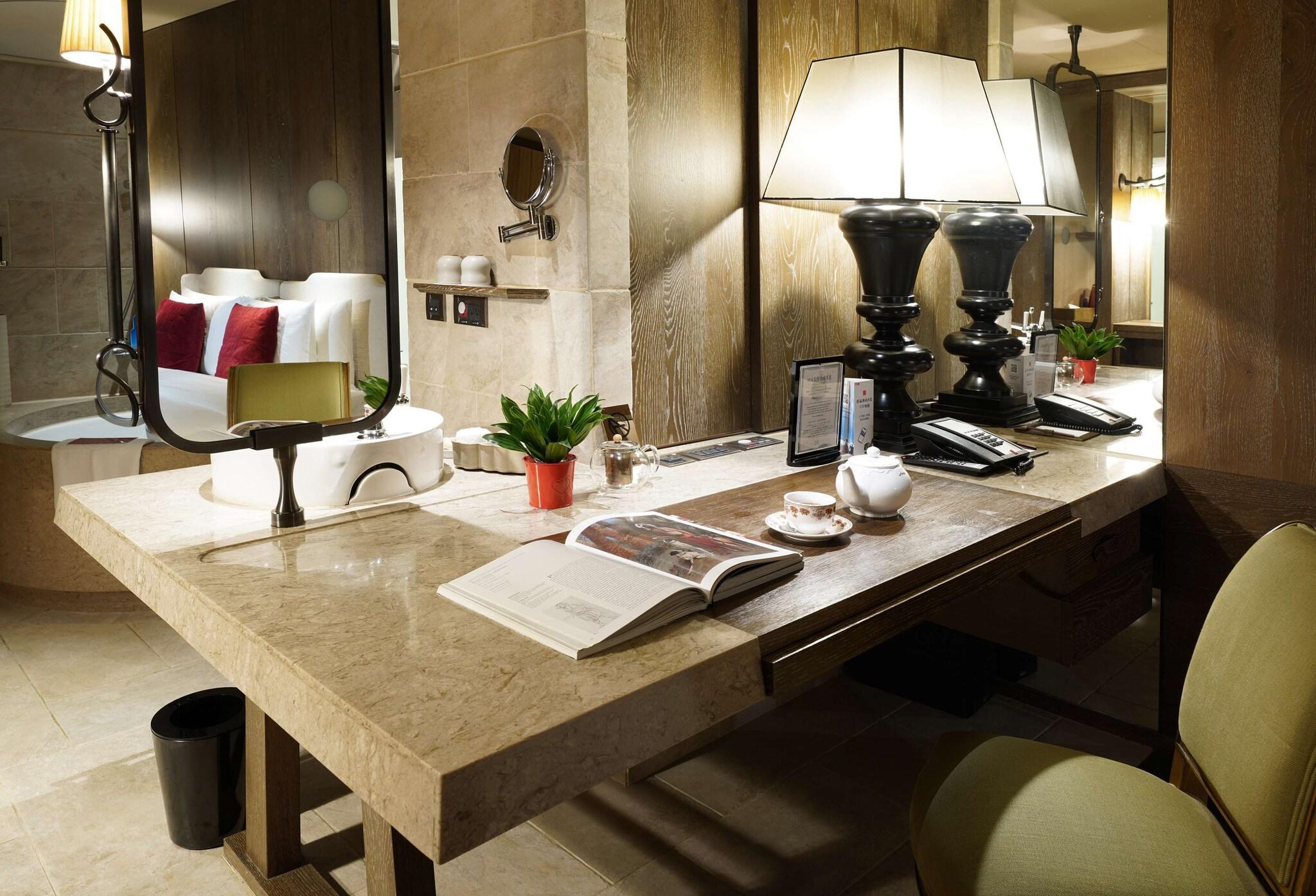 Room Superior with Double Bed