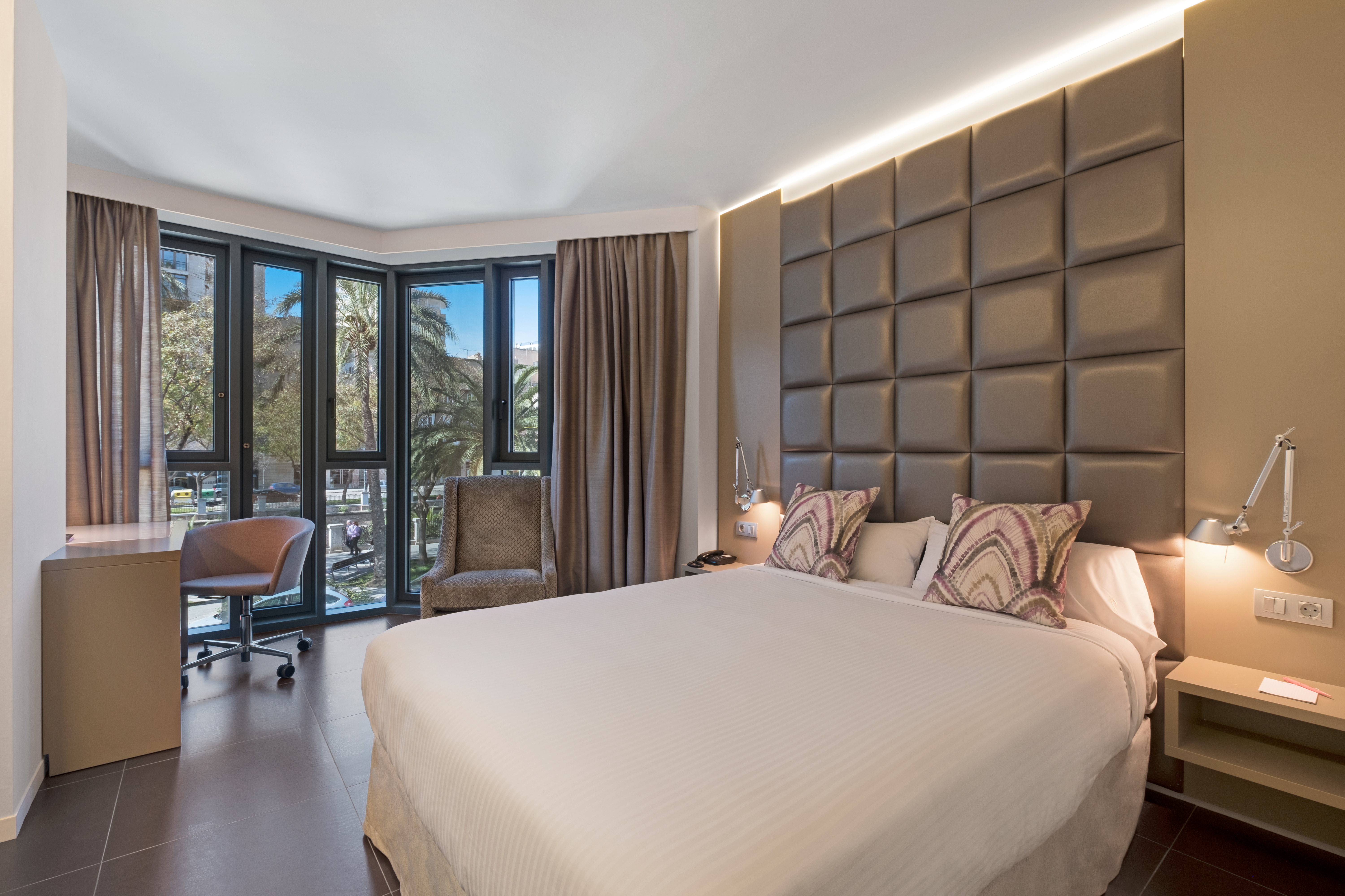 Double Single Superior