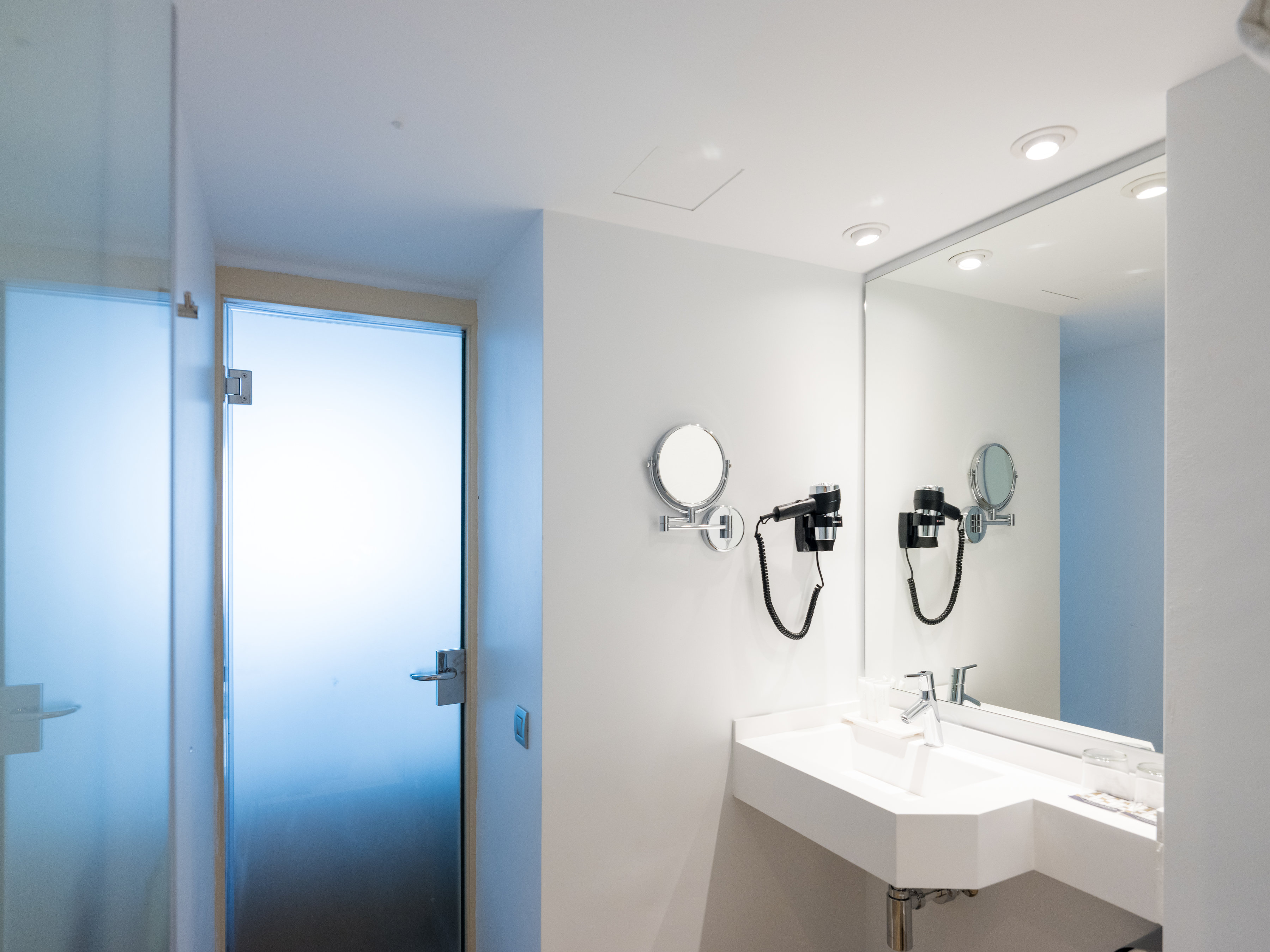 Double or Twin Standard