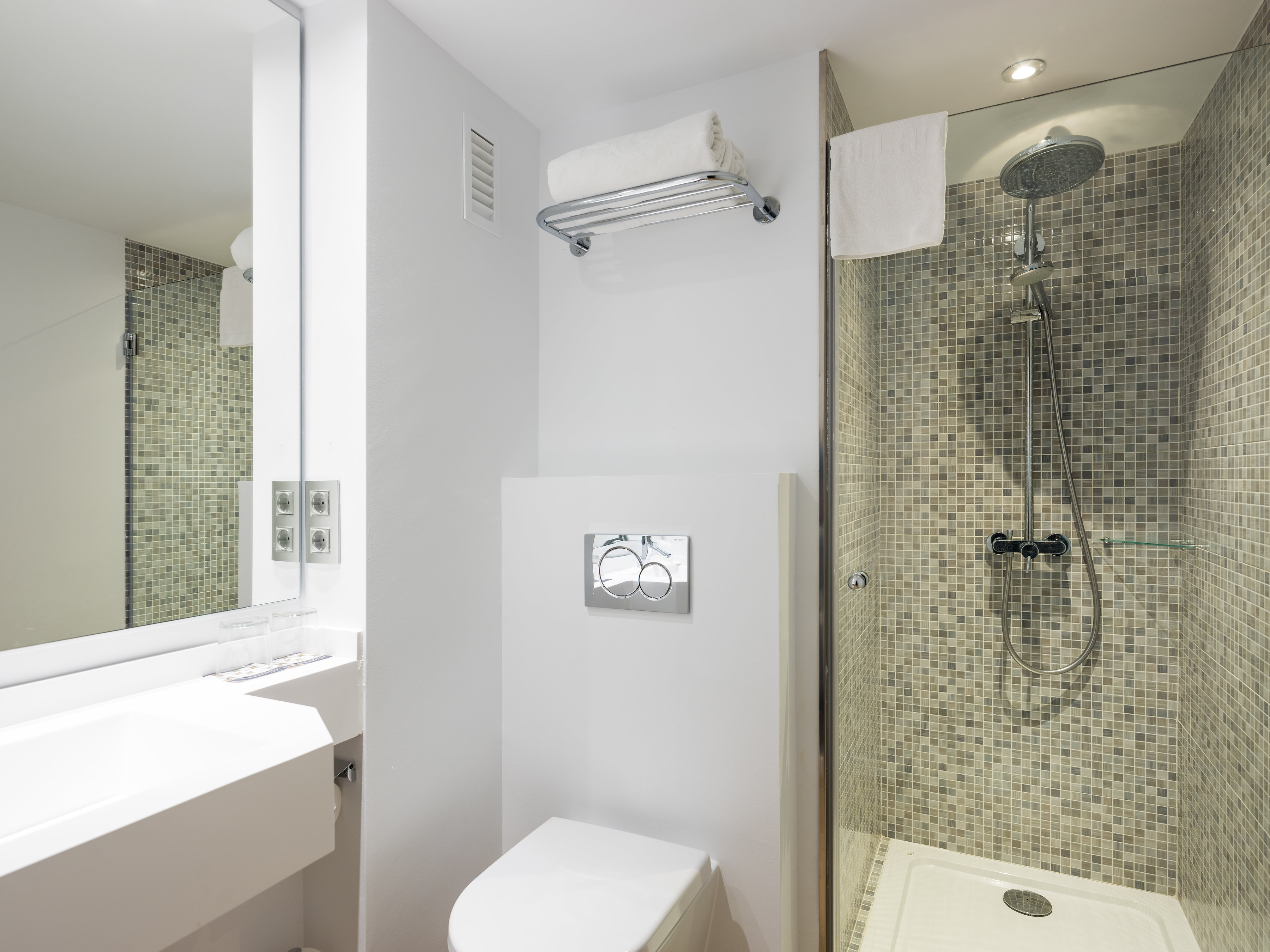 Double or Twin Standard