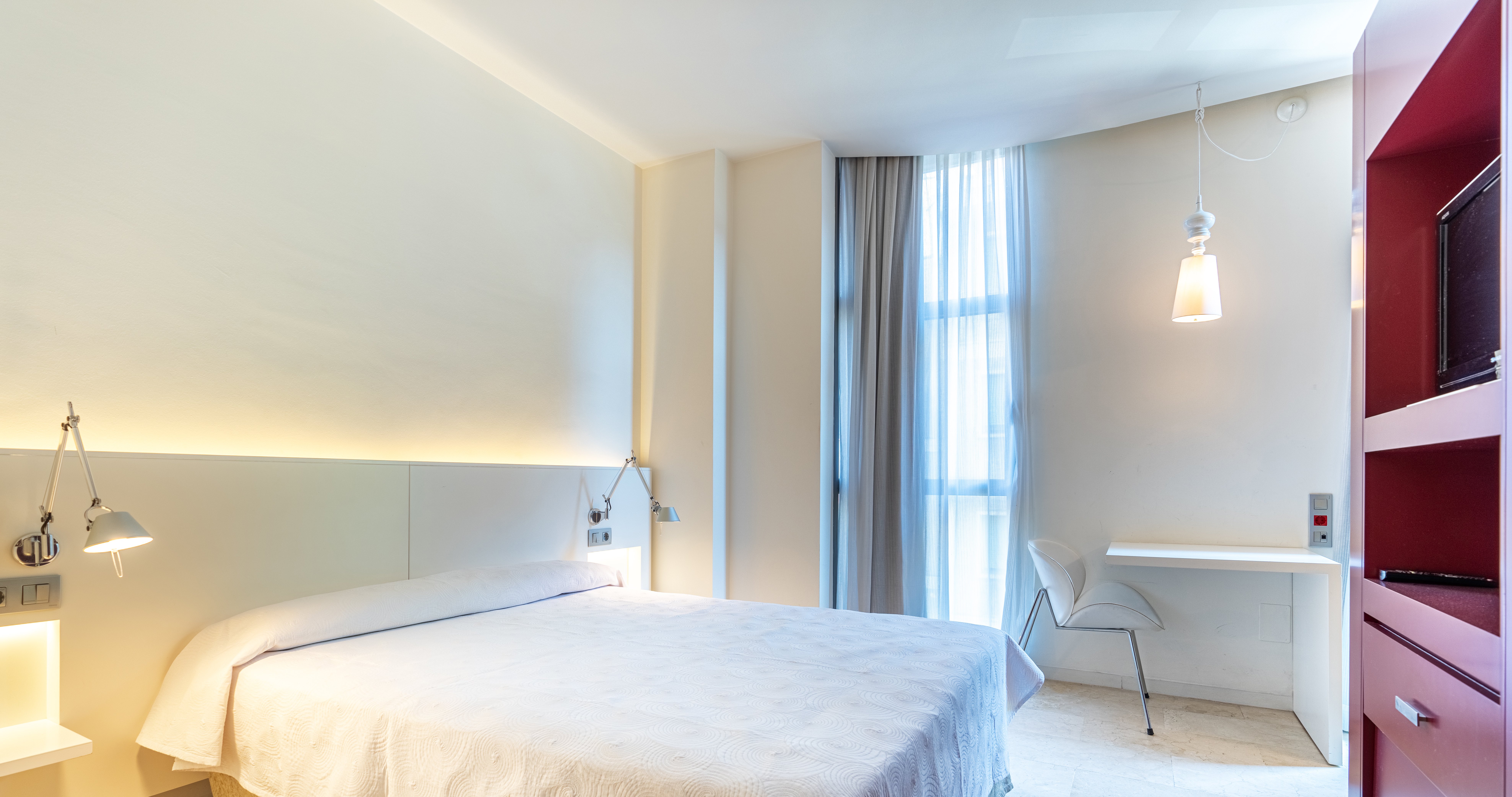 Double or Twin Standard