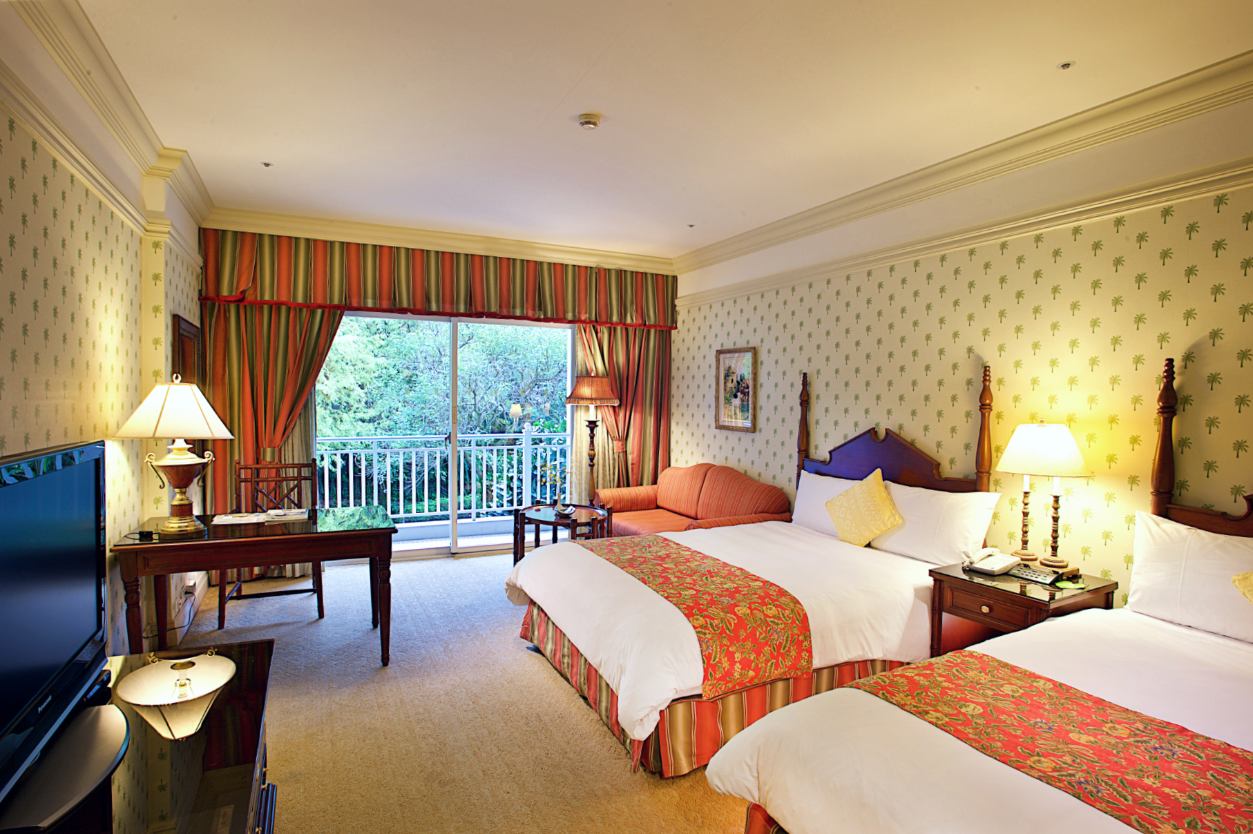 Quadruple Mountain View