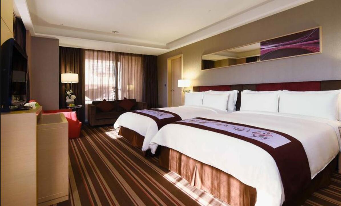 Double or Twin Deluxe