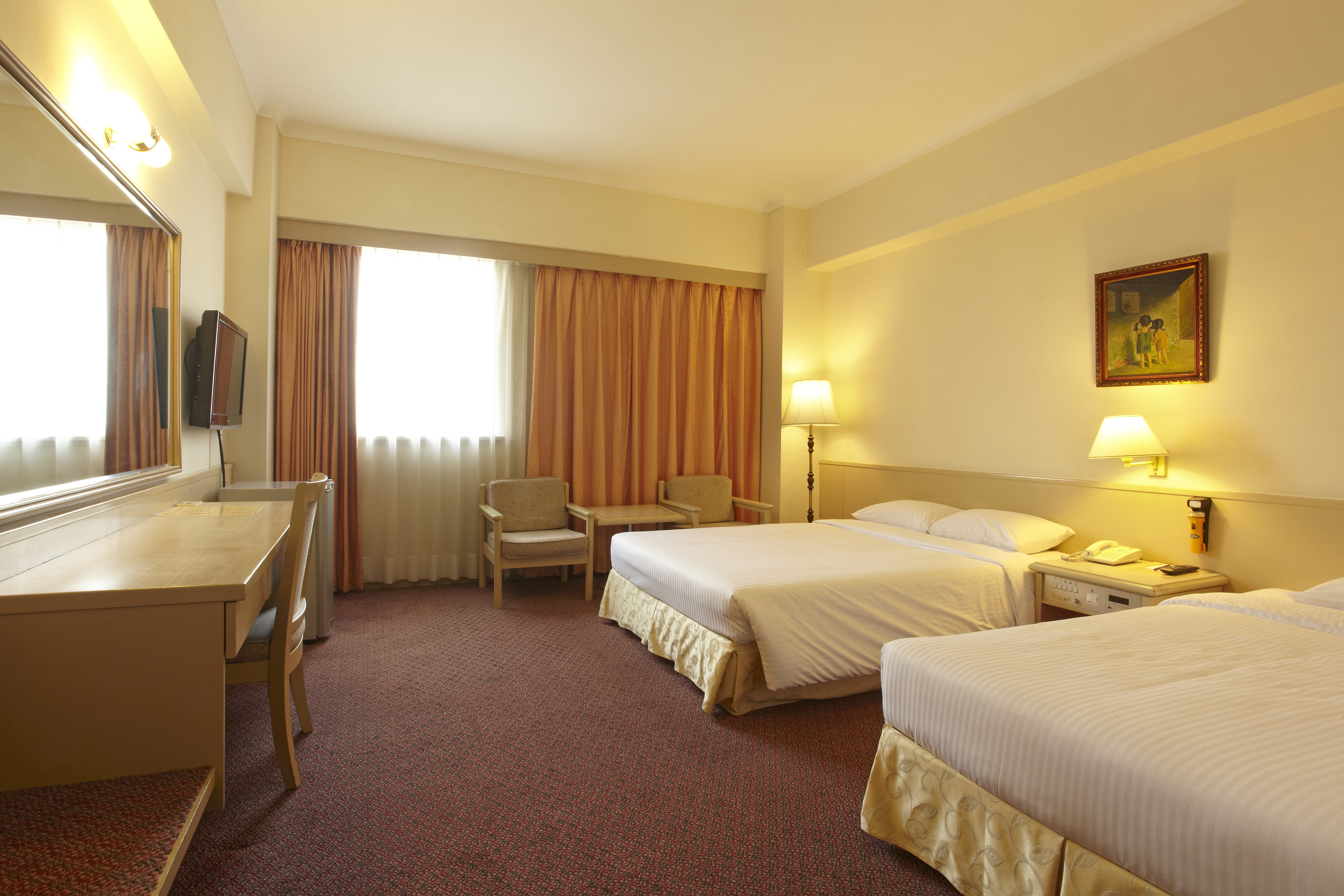 Quadruple Two Double Beds