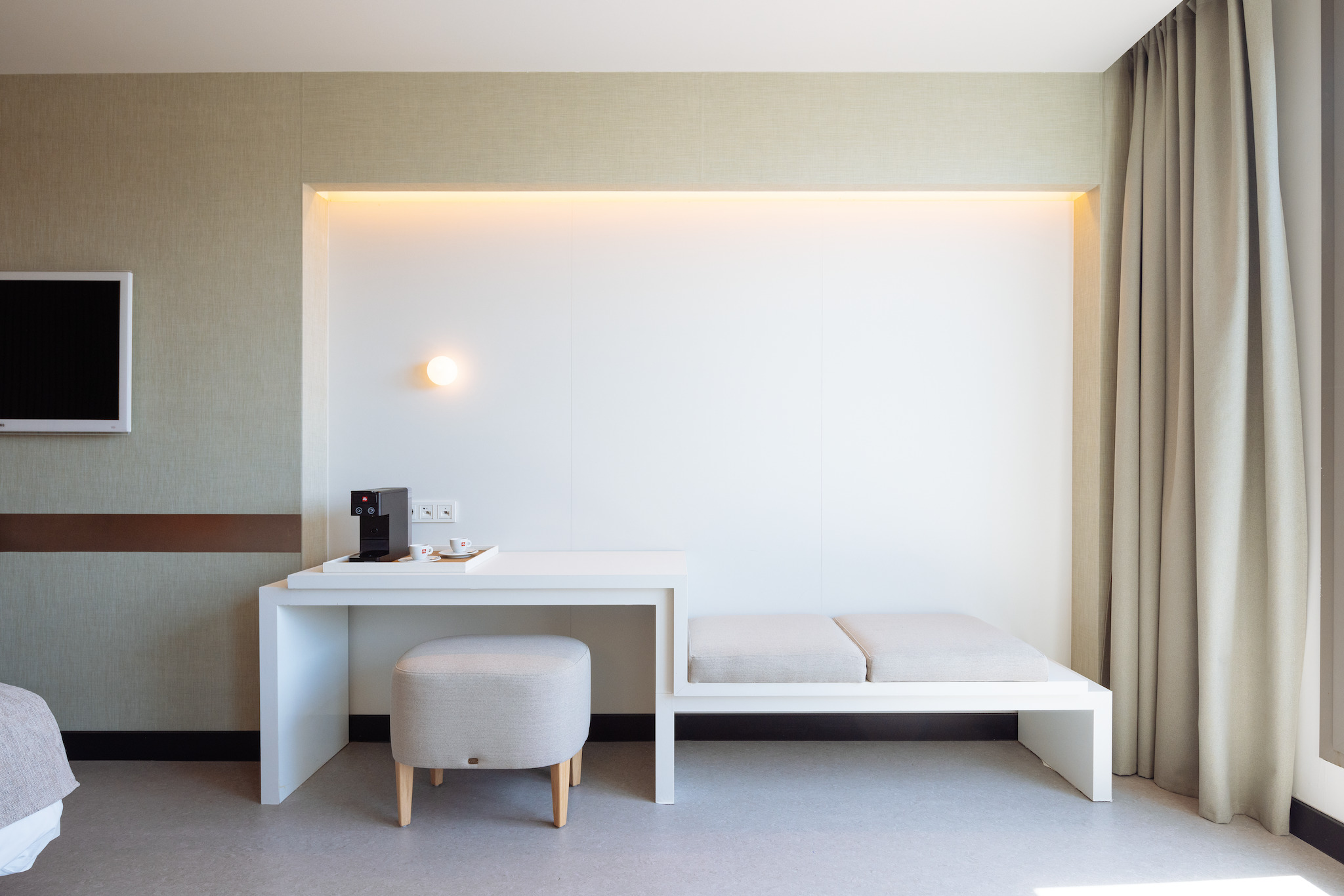 Double Single Superior