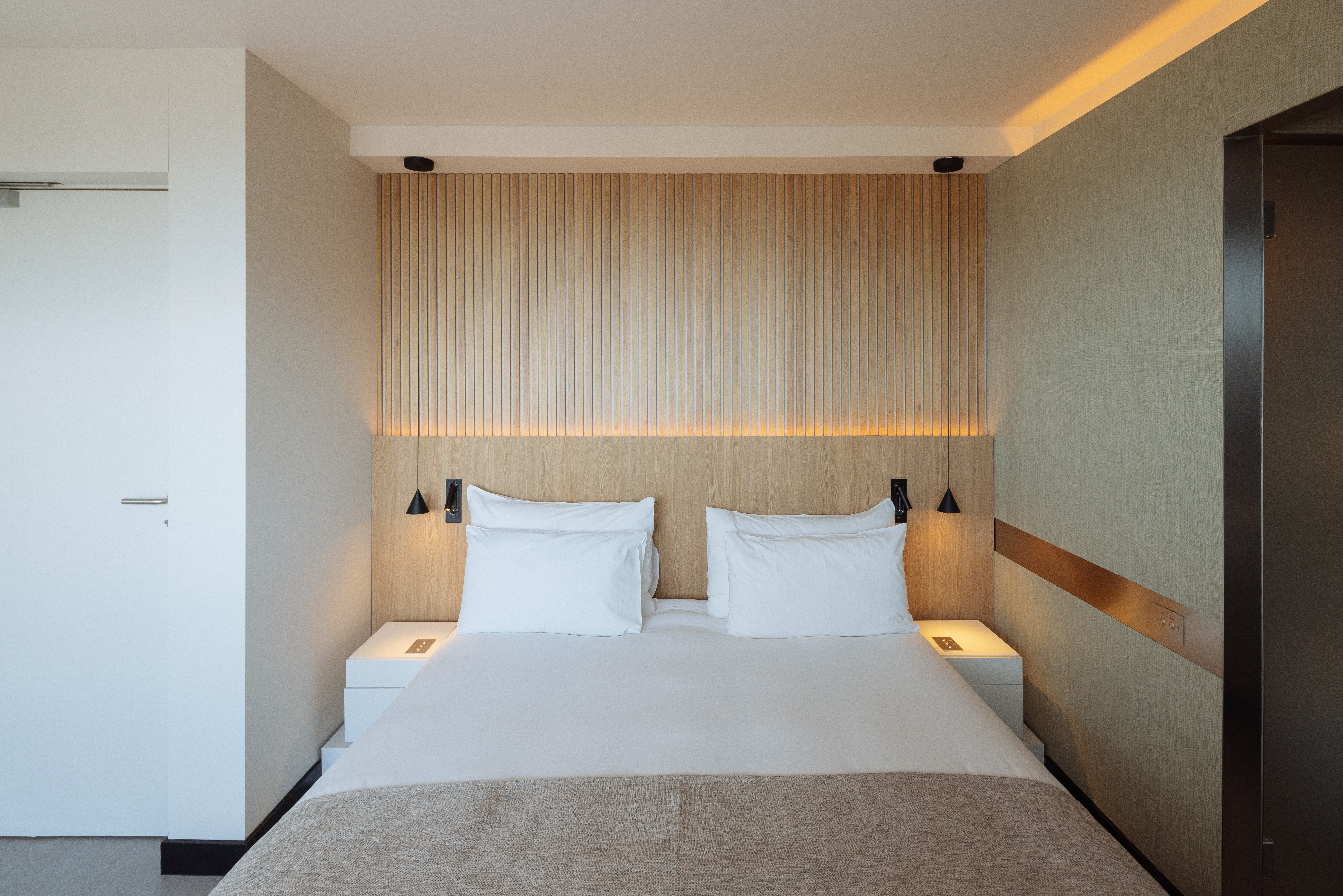 Double Single Premium