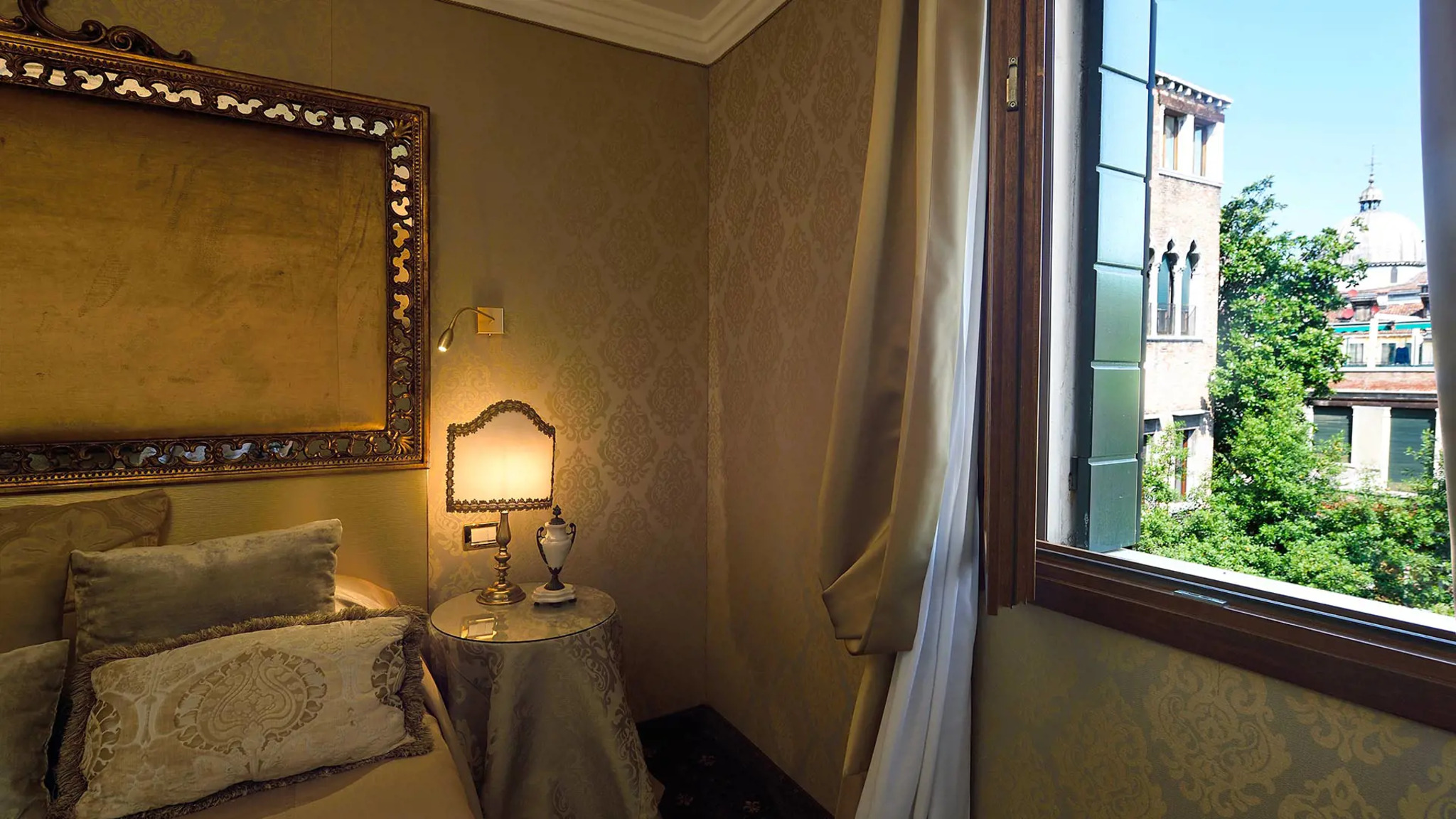 Junior Suite Garden View