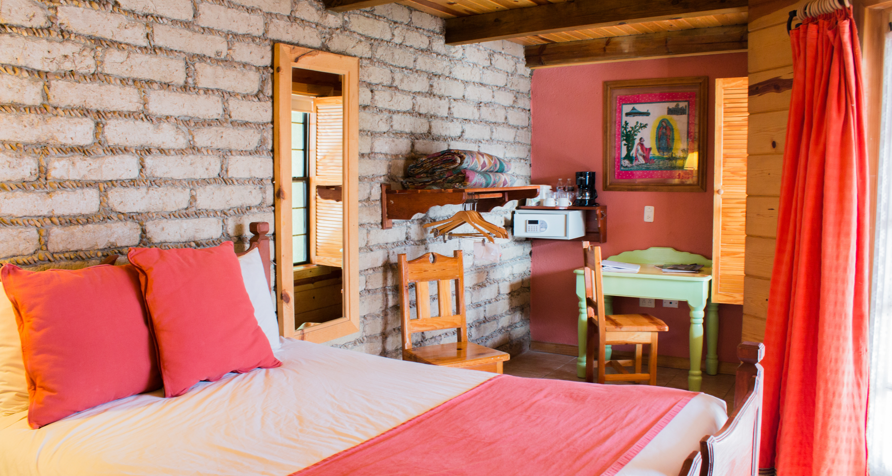 Room King Bed One Bedroom 