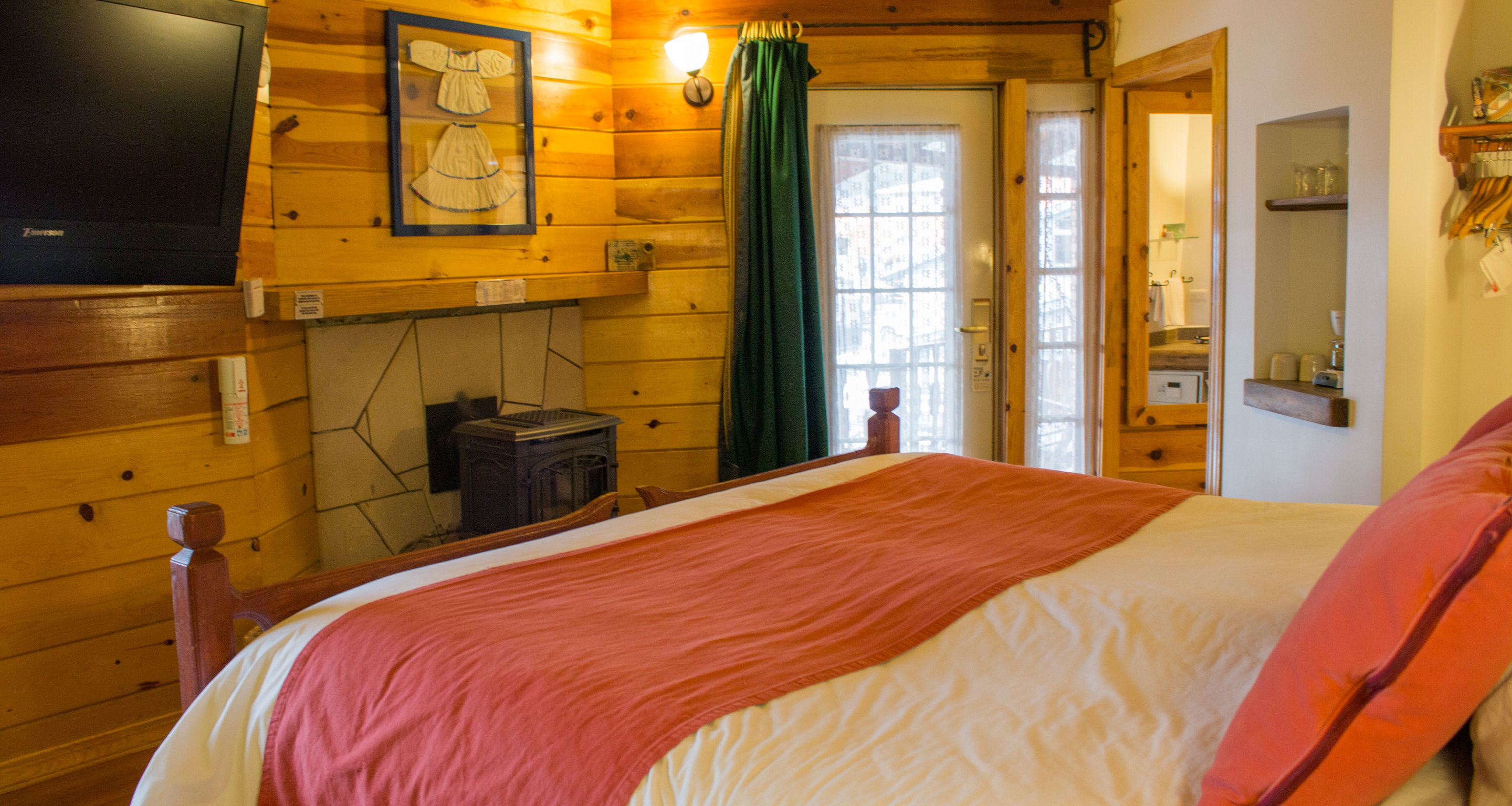 Room King Bed One Bedroom 