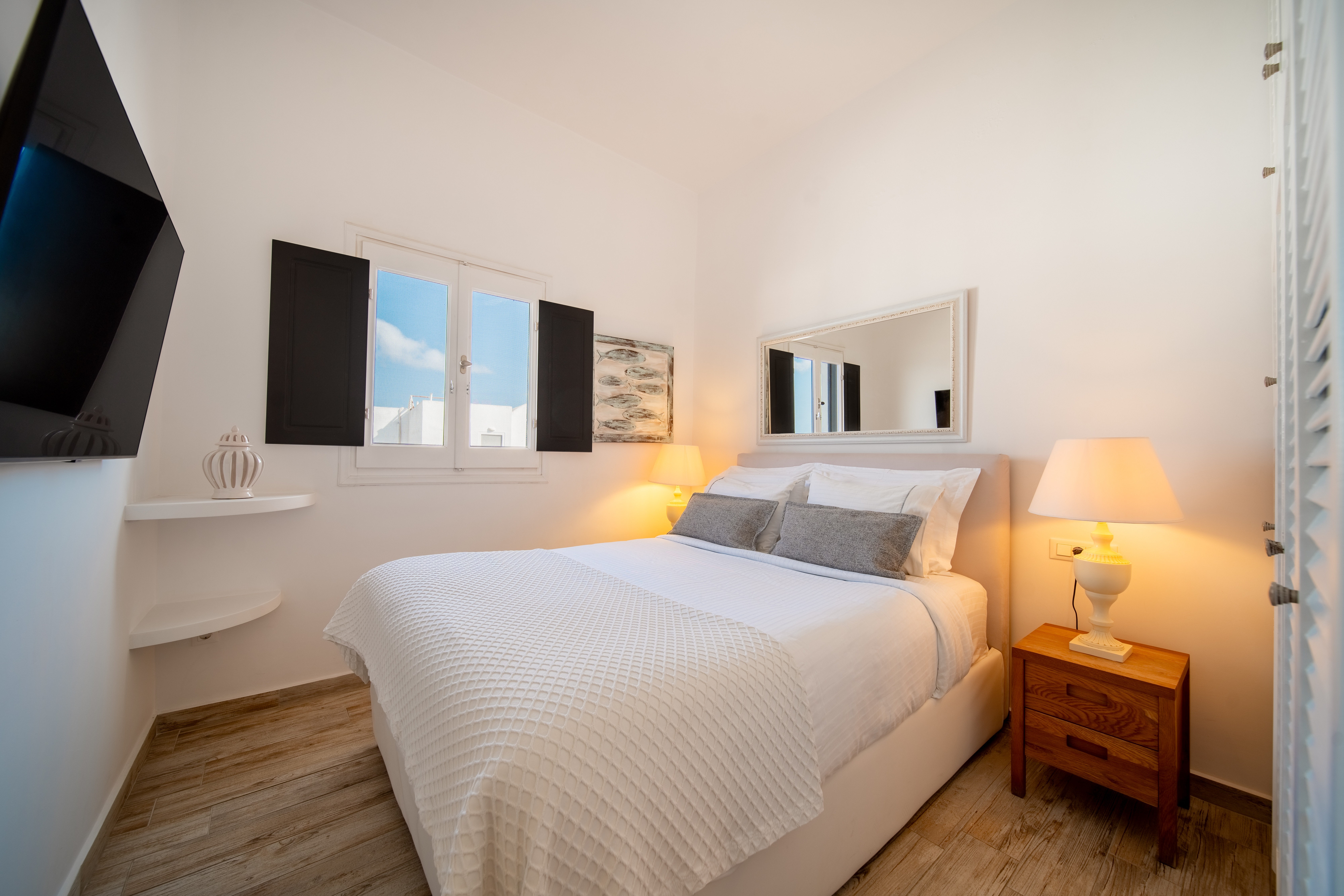 Apartment Two Bedrooms One Bathroom