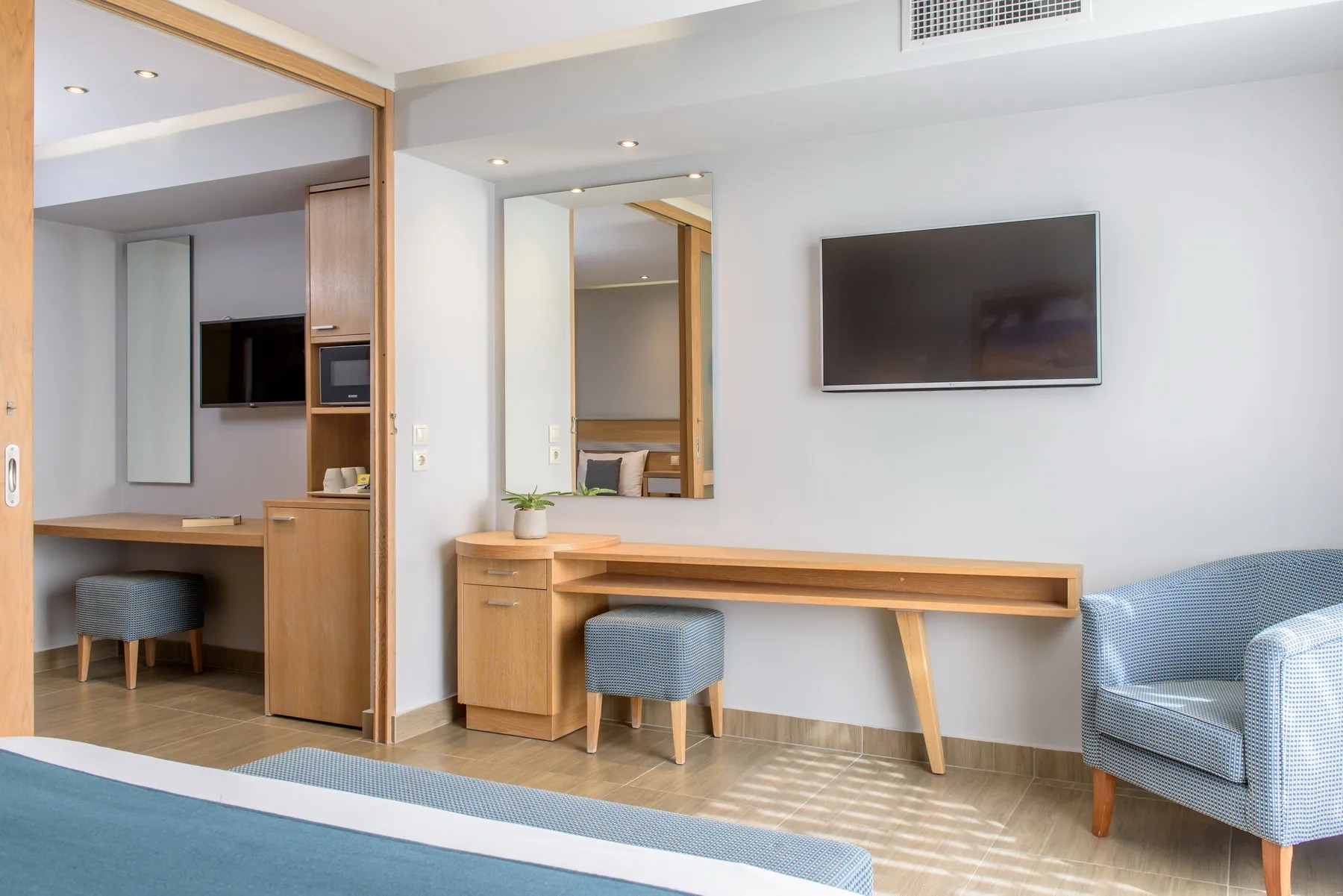 Family Room Superior