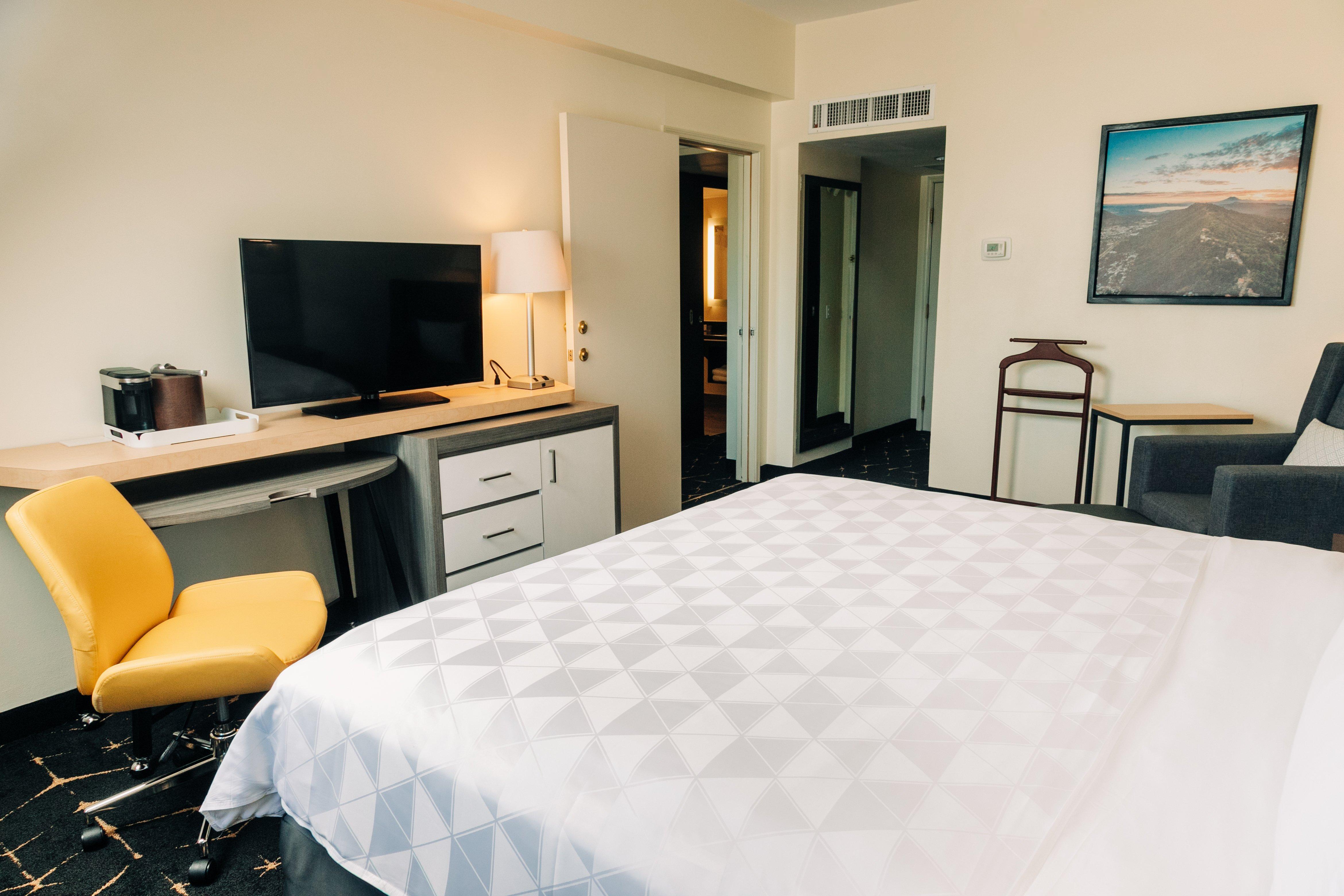 Suite King Size Bed