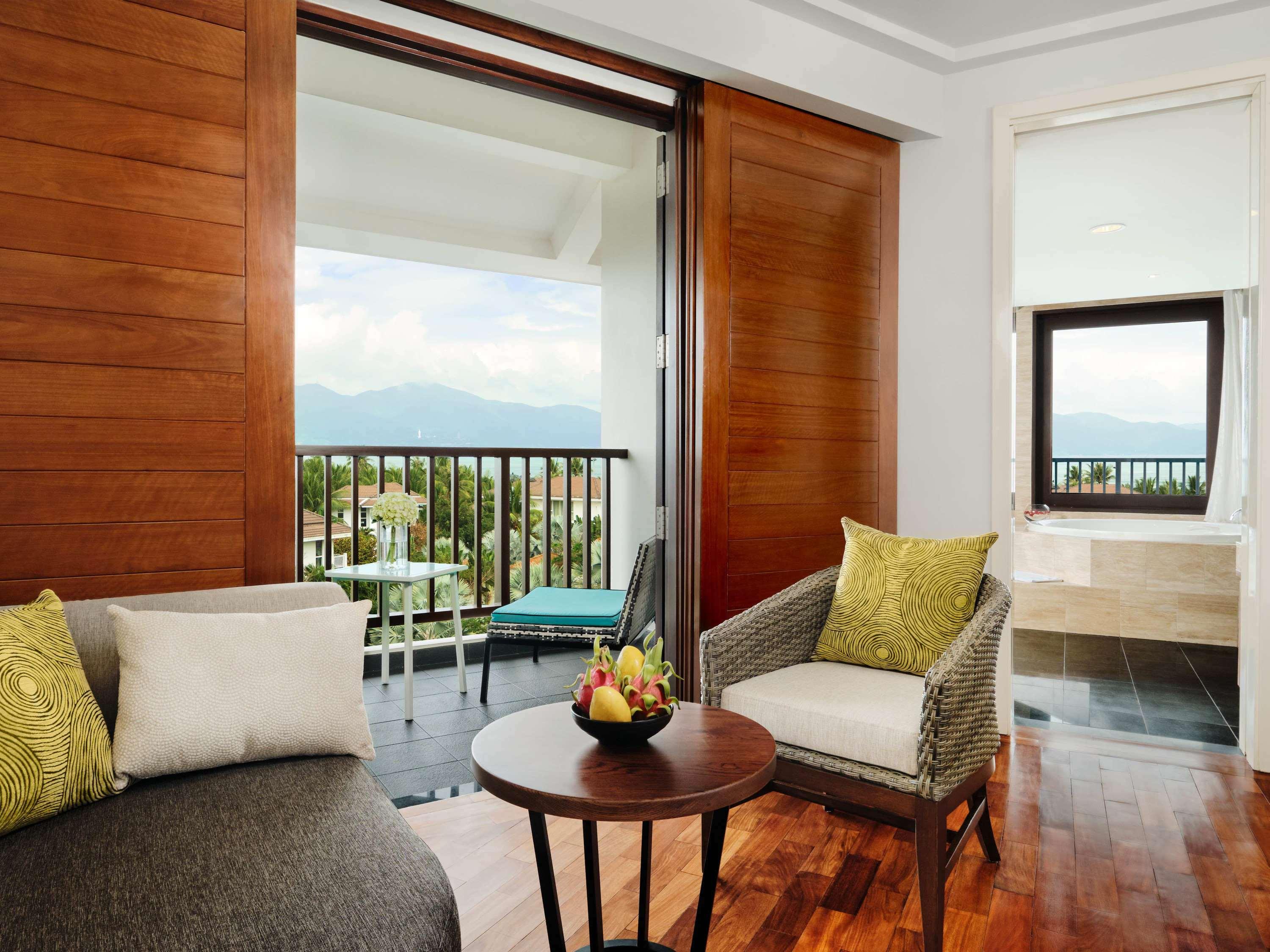 Junior Suite King Size Bed