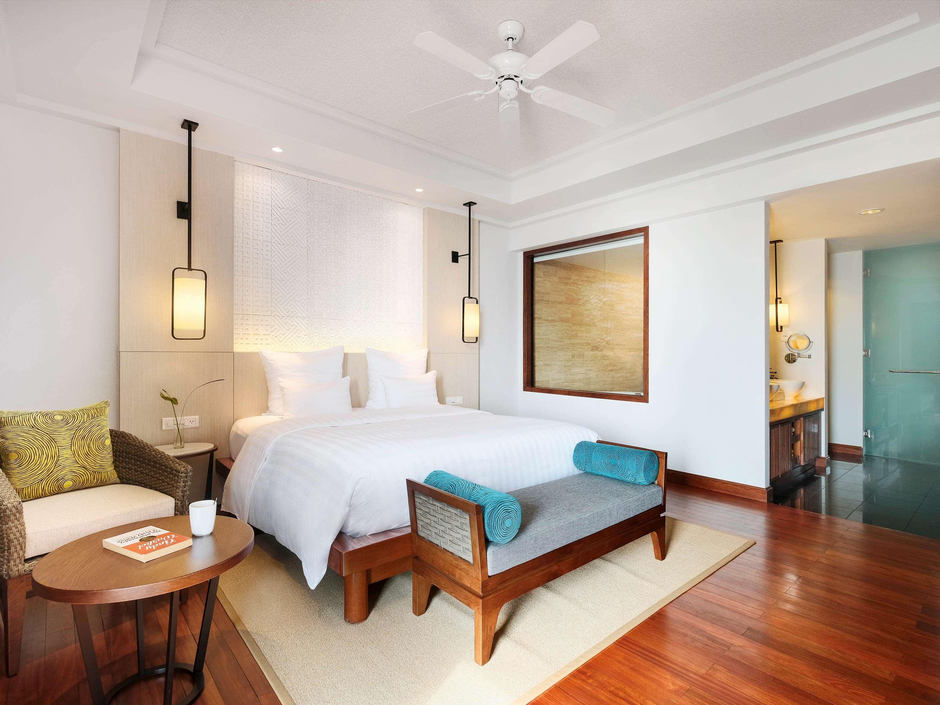 Suite Deluxe King Bed