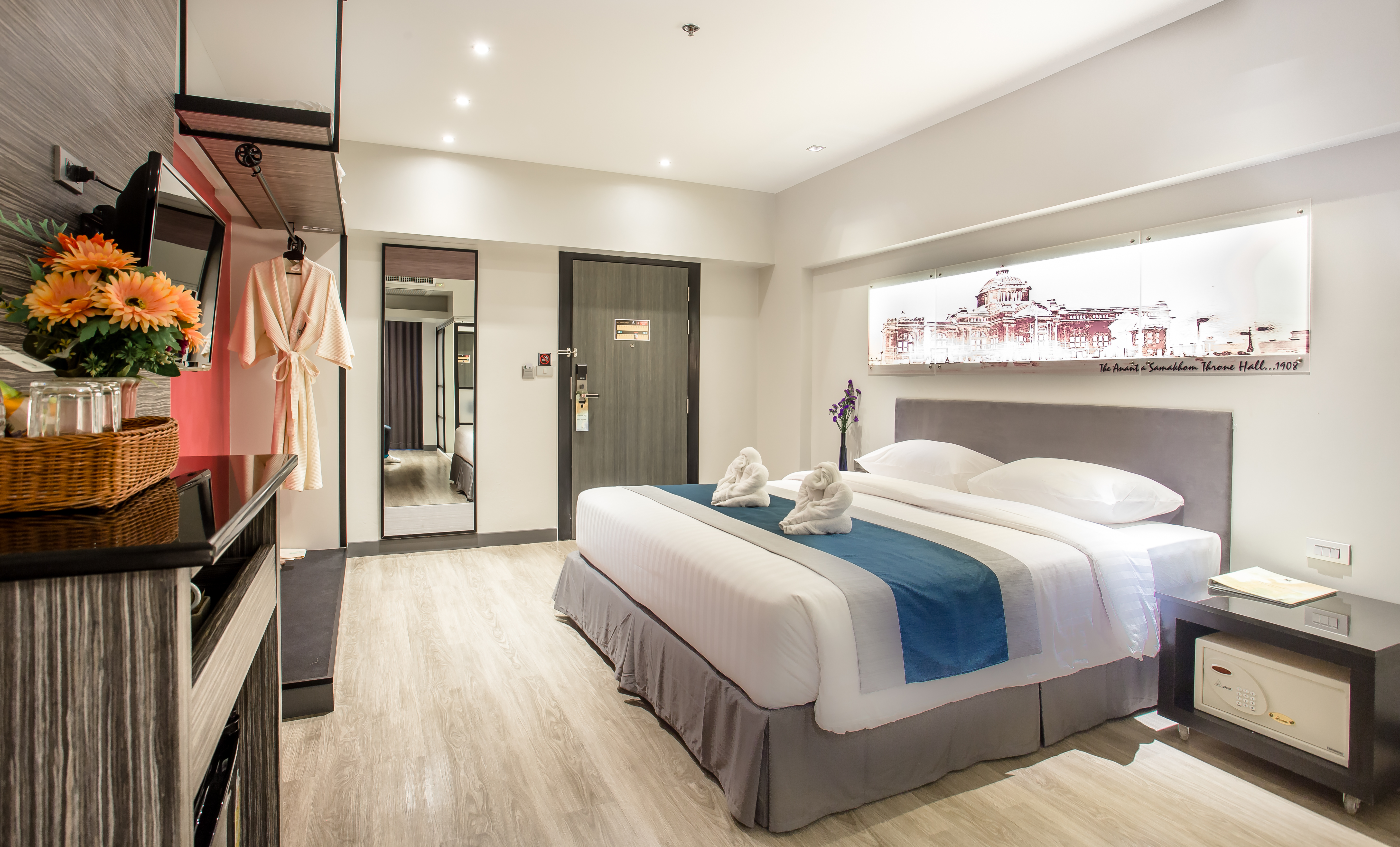 Double or Twin Standard