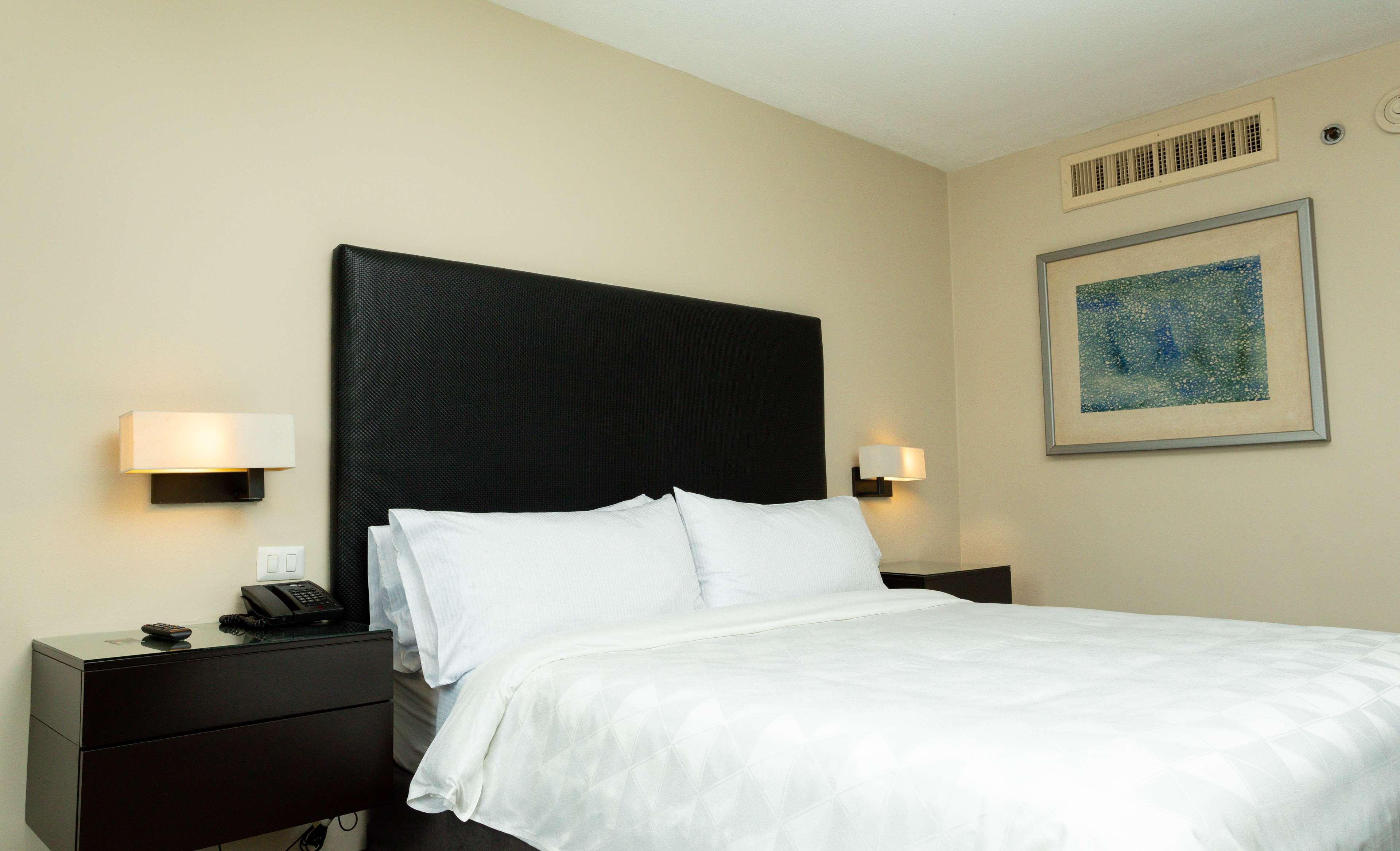 Double King Bed Non Smoking