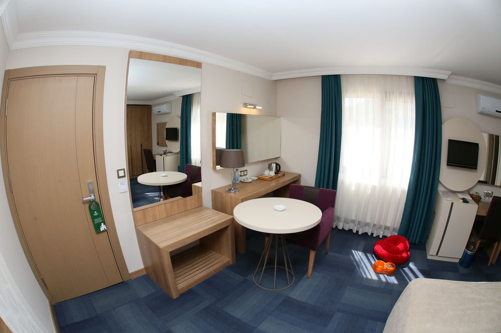 Double or Twin Annex