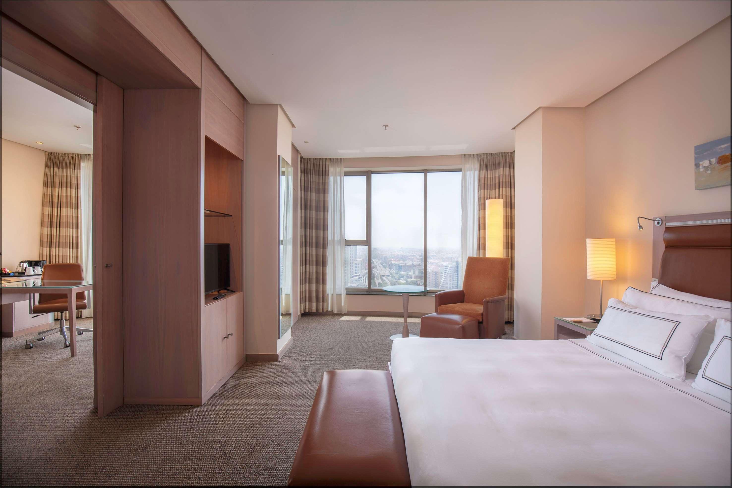 Suite Connecting Room