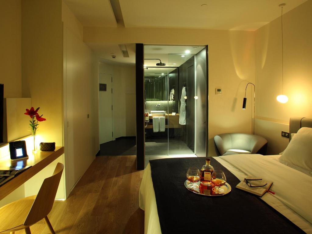 Double or Twin Deluxe